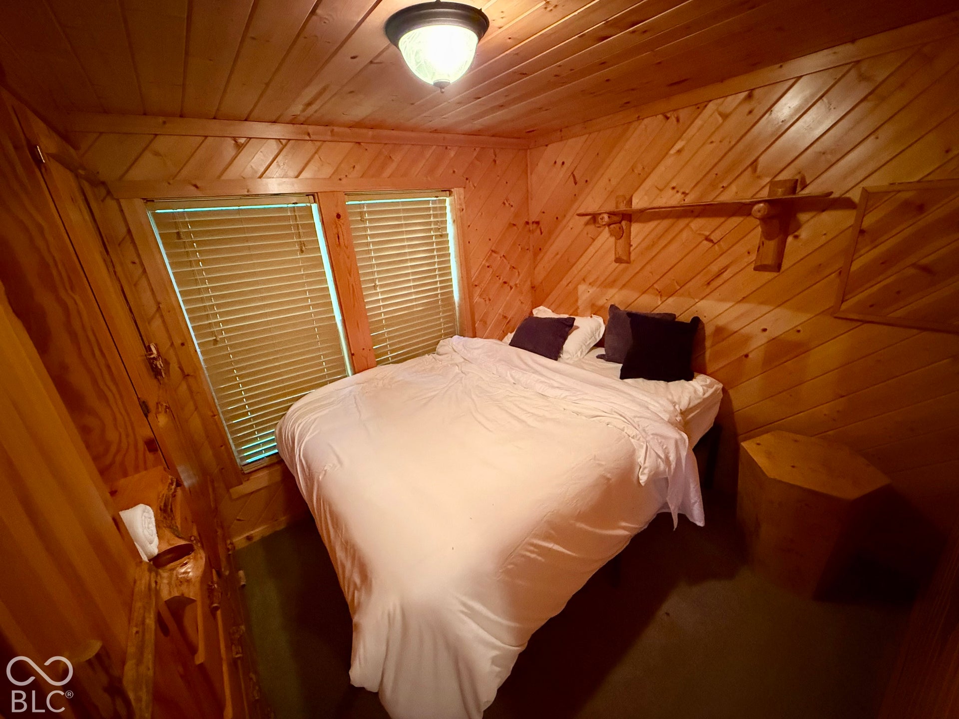 Cabin bedroom