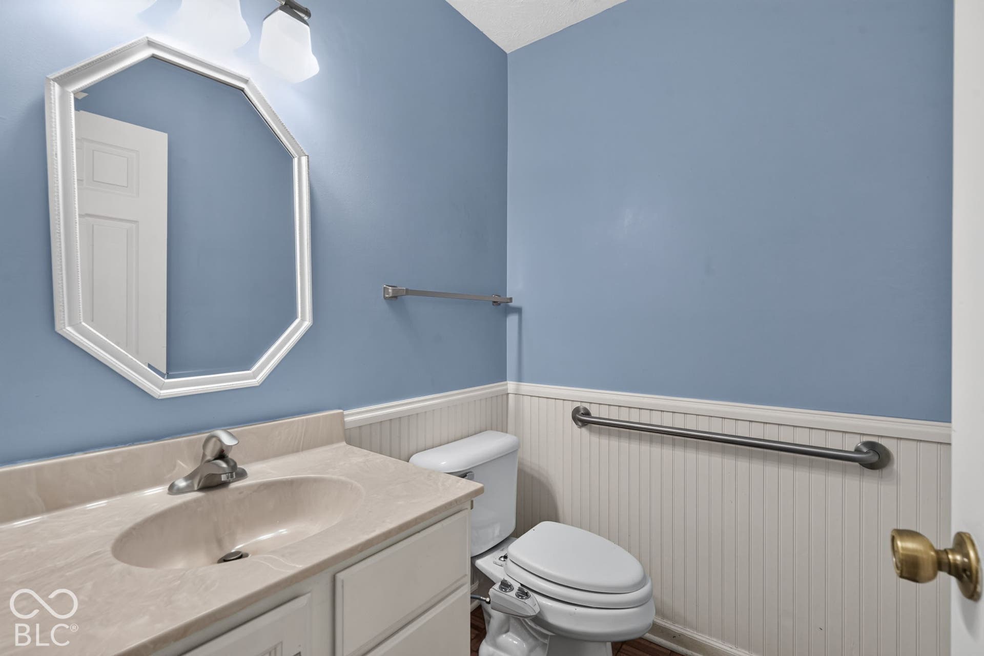 8036 River Bay Drive W, Indianapolis, IN 46240 8036 River Bay Drive W, Indianapolis, IN 46240