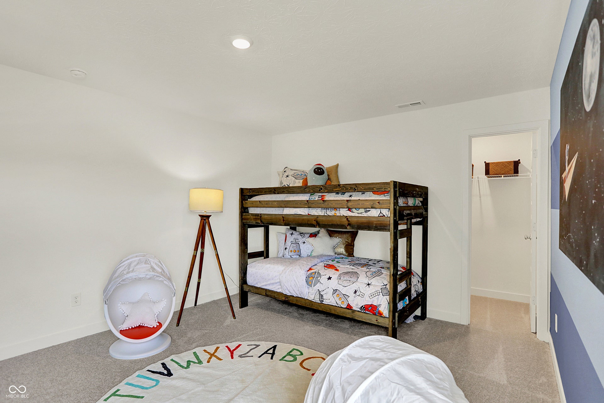 1539 Pine Circle, Franklin, IN 46131