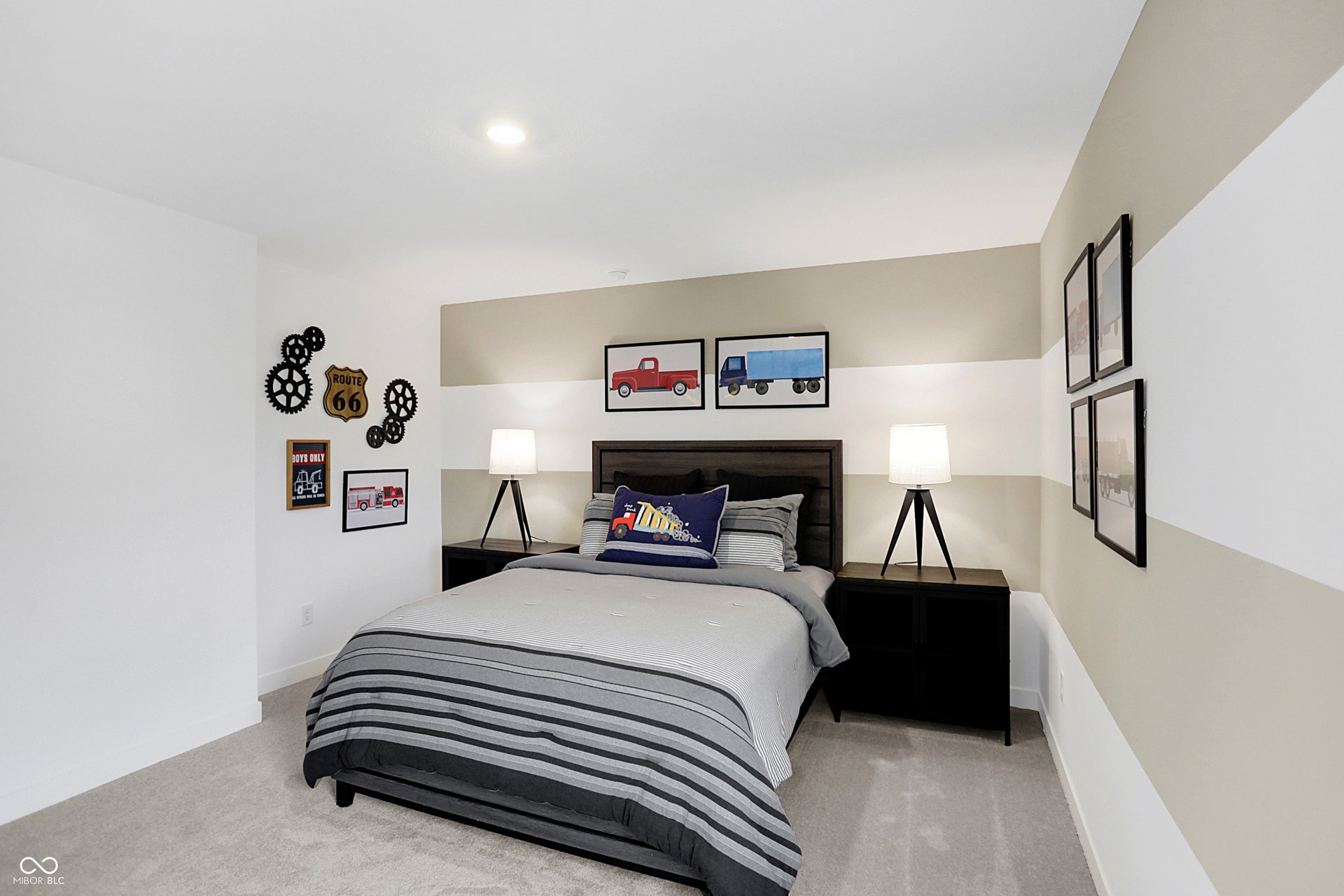 3802 Flora Drive, Franklin, IN 46131
