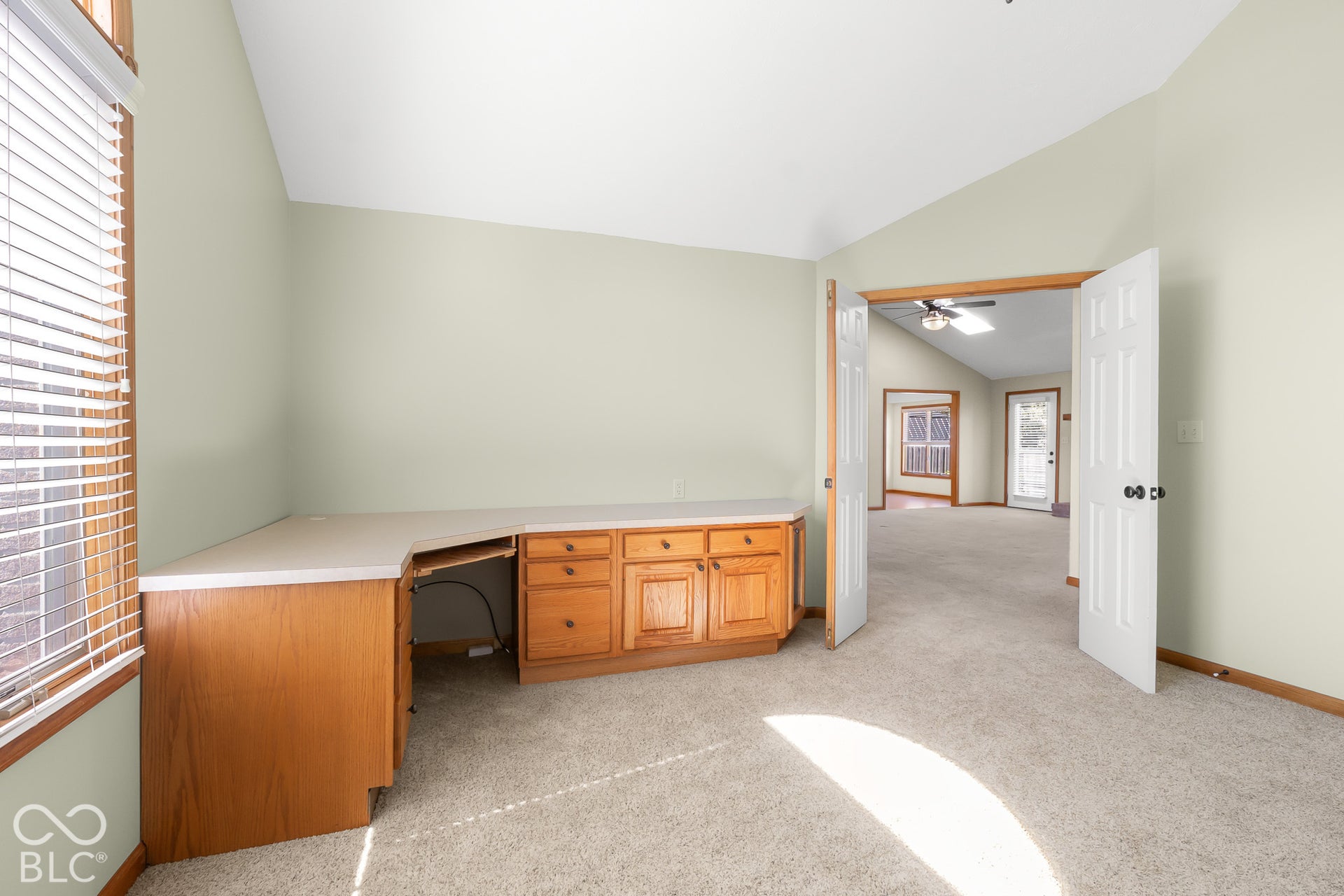 4694 29th Street, Columbus, IN 47203 4694 29th Street, Columbus, IN 47203