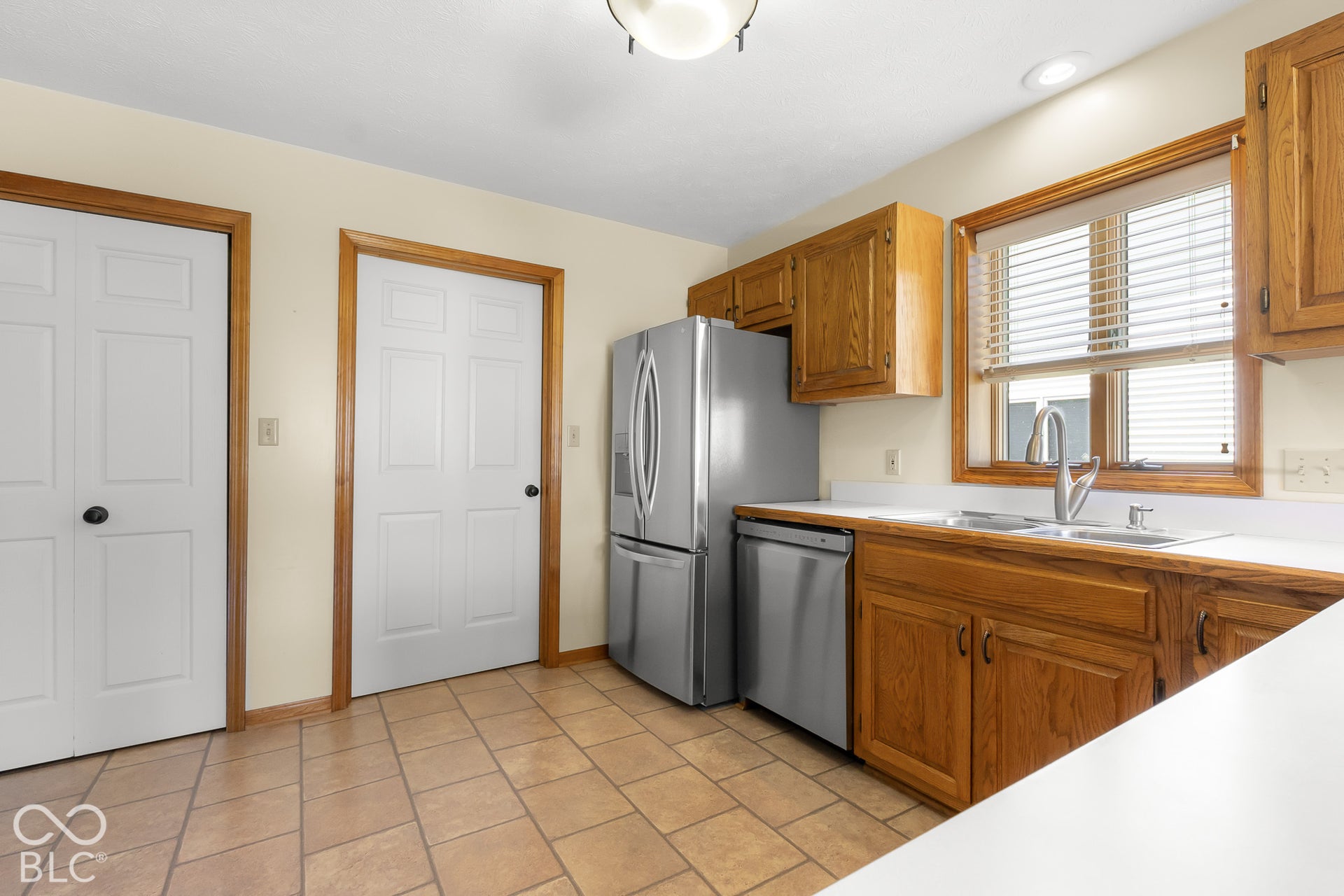 4694 29th Street, Columbus, IN 47203 4694 29th Street, Columbus, IN 47203