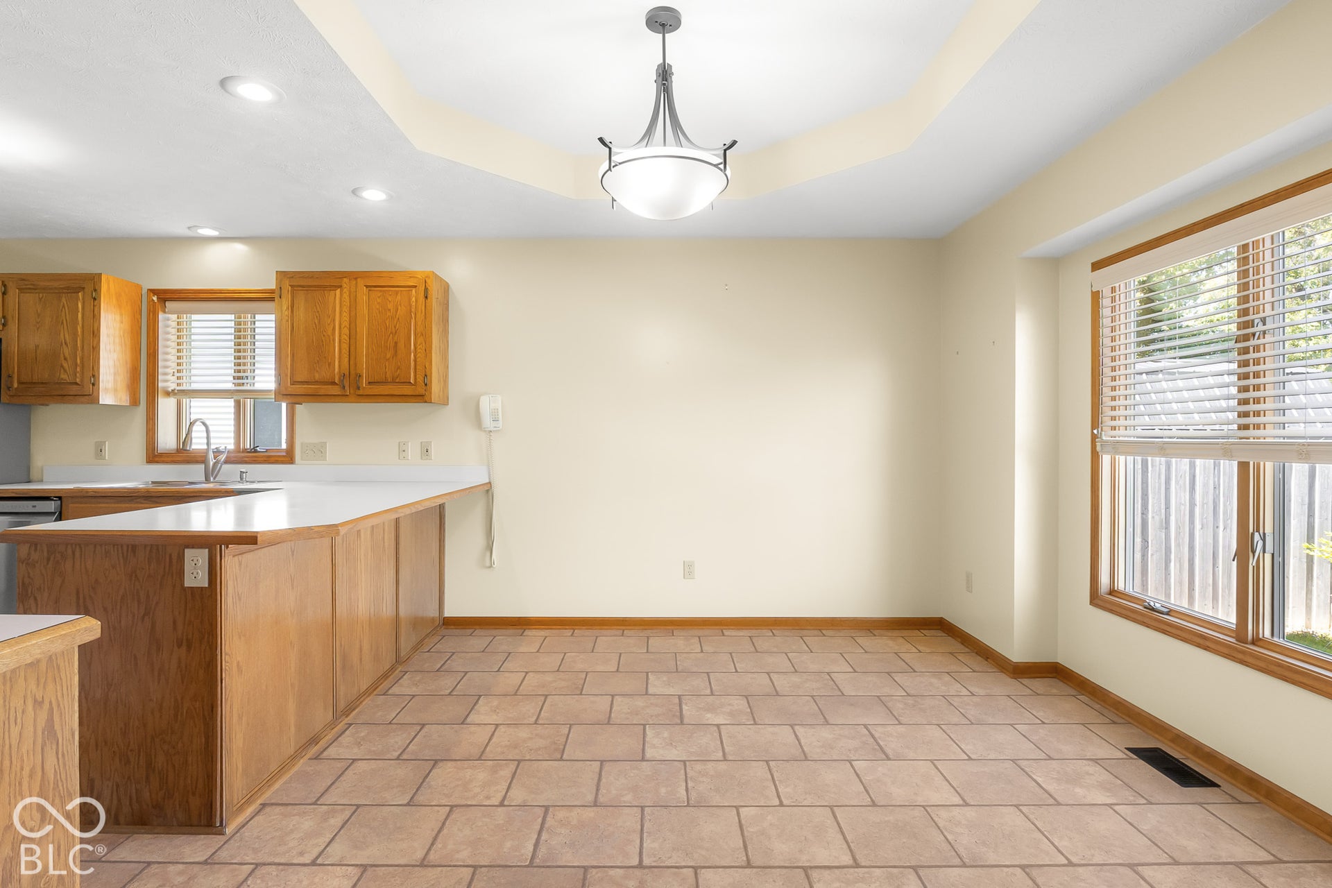4694 29th Street, Columbus, IN 47203 4694 29th Street, Columbus, IN 47203