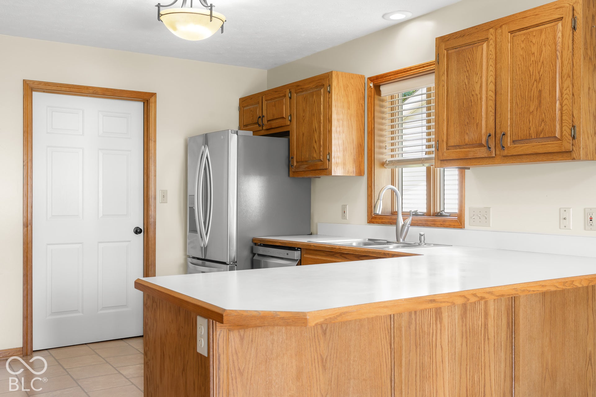 4694 29th Street, Columbus, IN 47203 4694 29th Street, Columbus, IN 47203