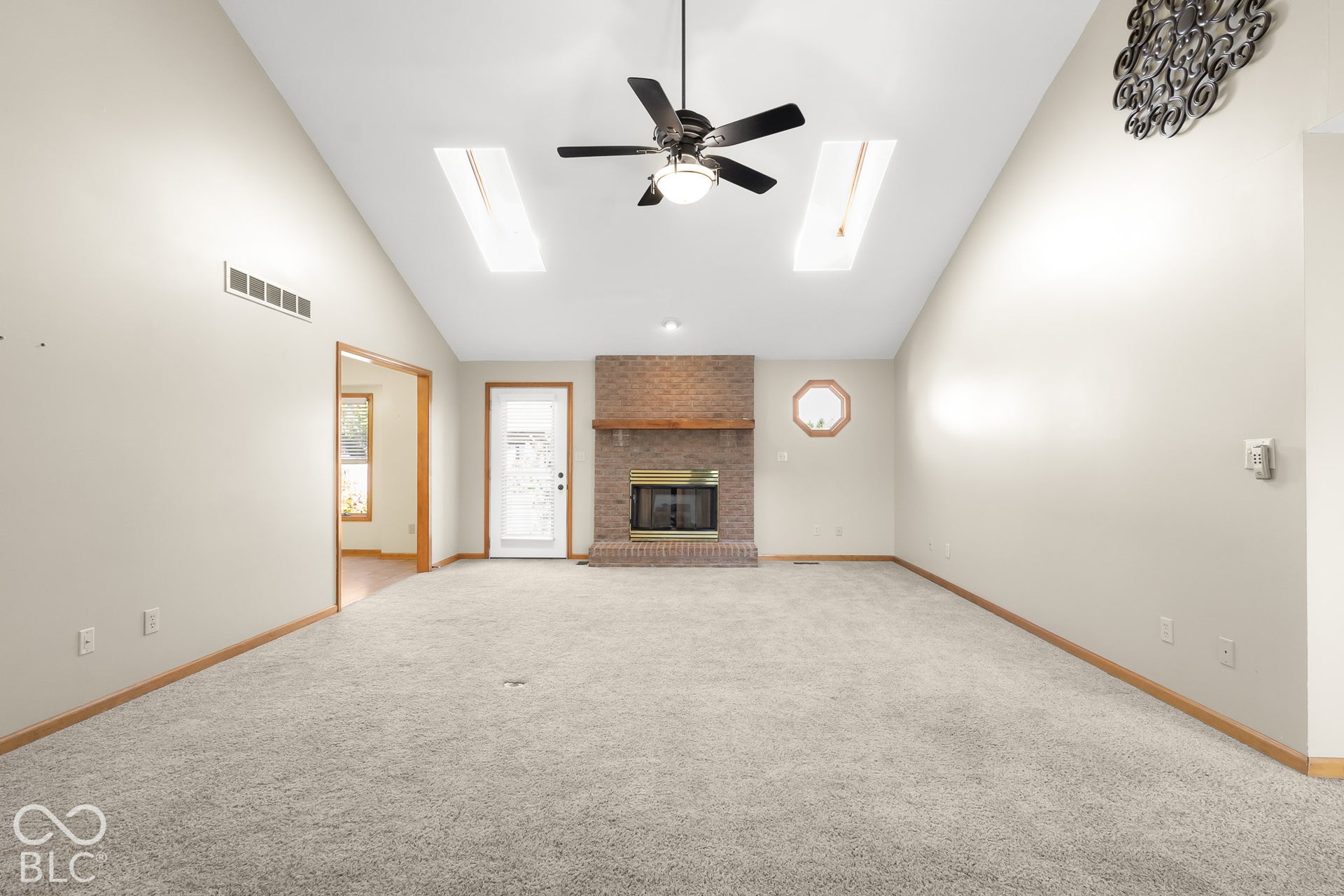 4694 29th Street, Columbus, IN 47203 4694 29th Street, Columbus, IN 47203