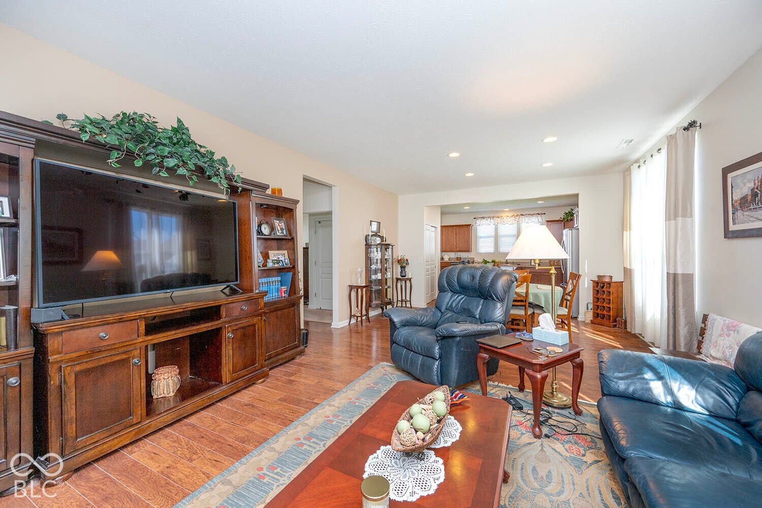The 18' by 15" Great Room has 9' Ceilings, just like the rest of the home.