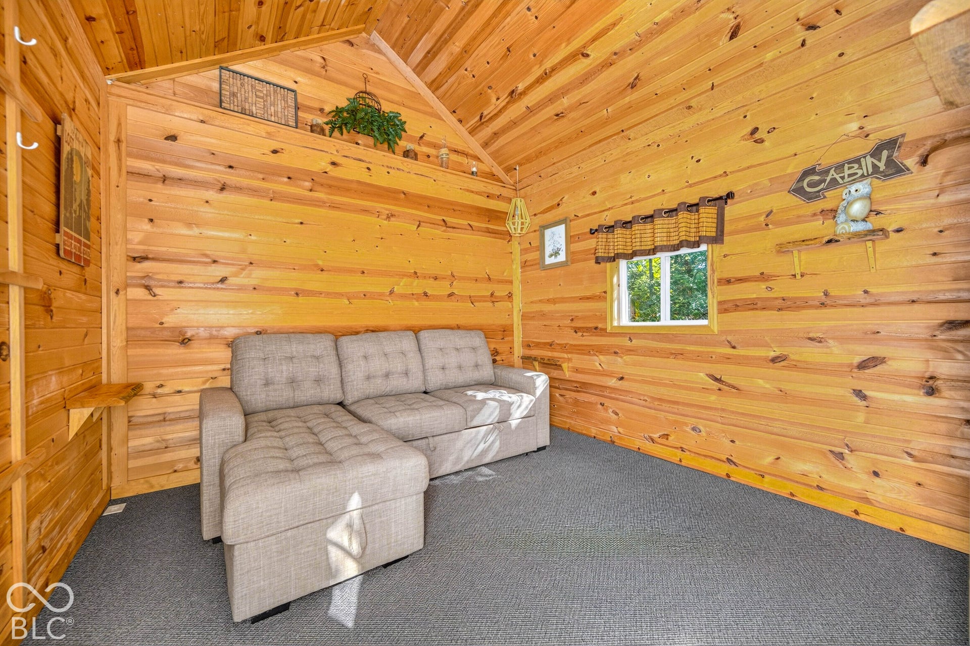 2459 Amy Lane, Nashville, IN 47448