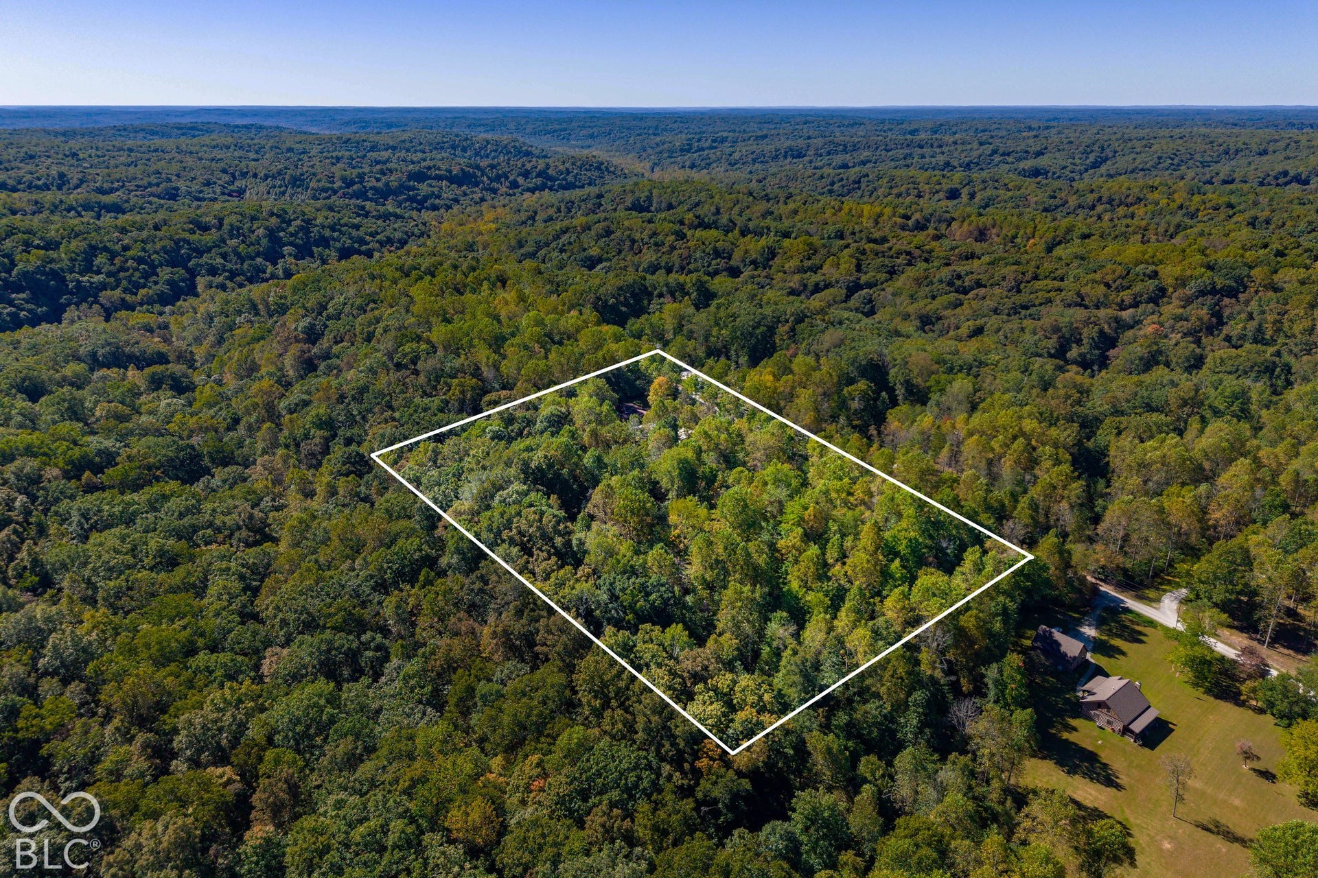 2459 Amy Lane, Nashville, IN 47448