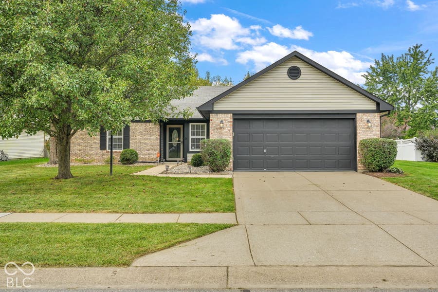 Property photo for 12760 Glengary Drive, Fishers, IN
