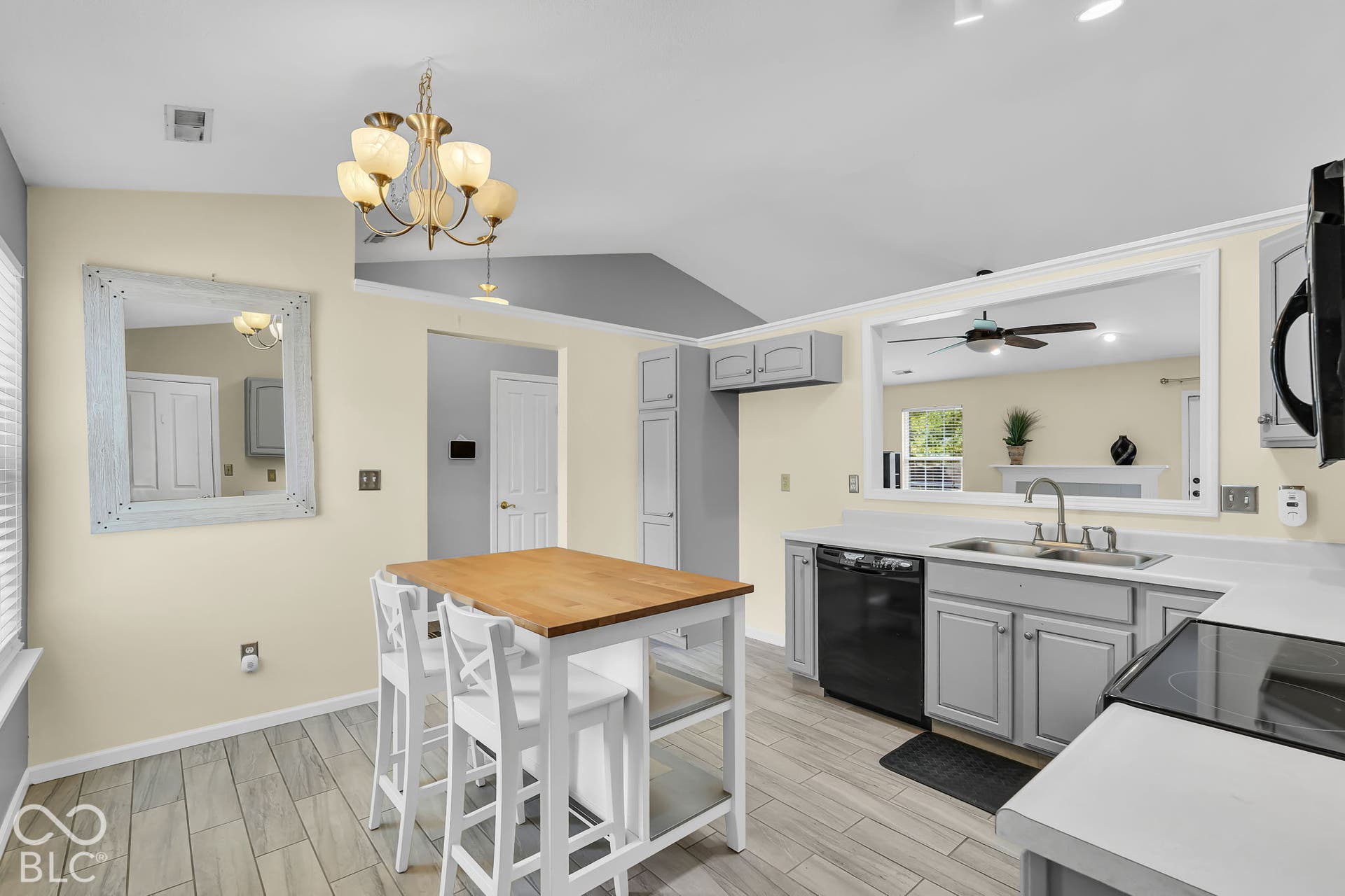 12760 Glengary Drive, Fishers, IN 46038