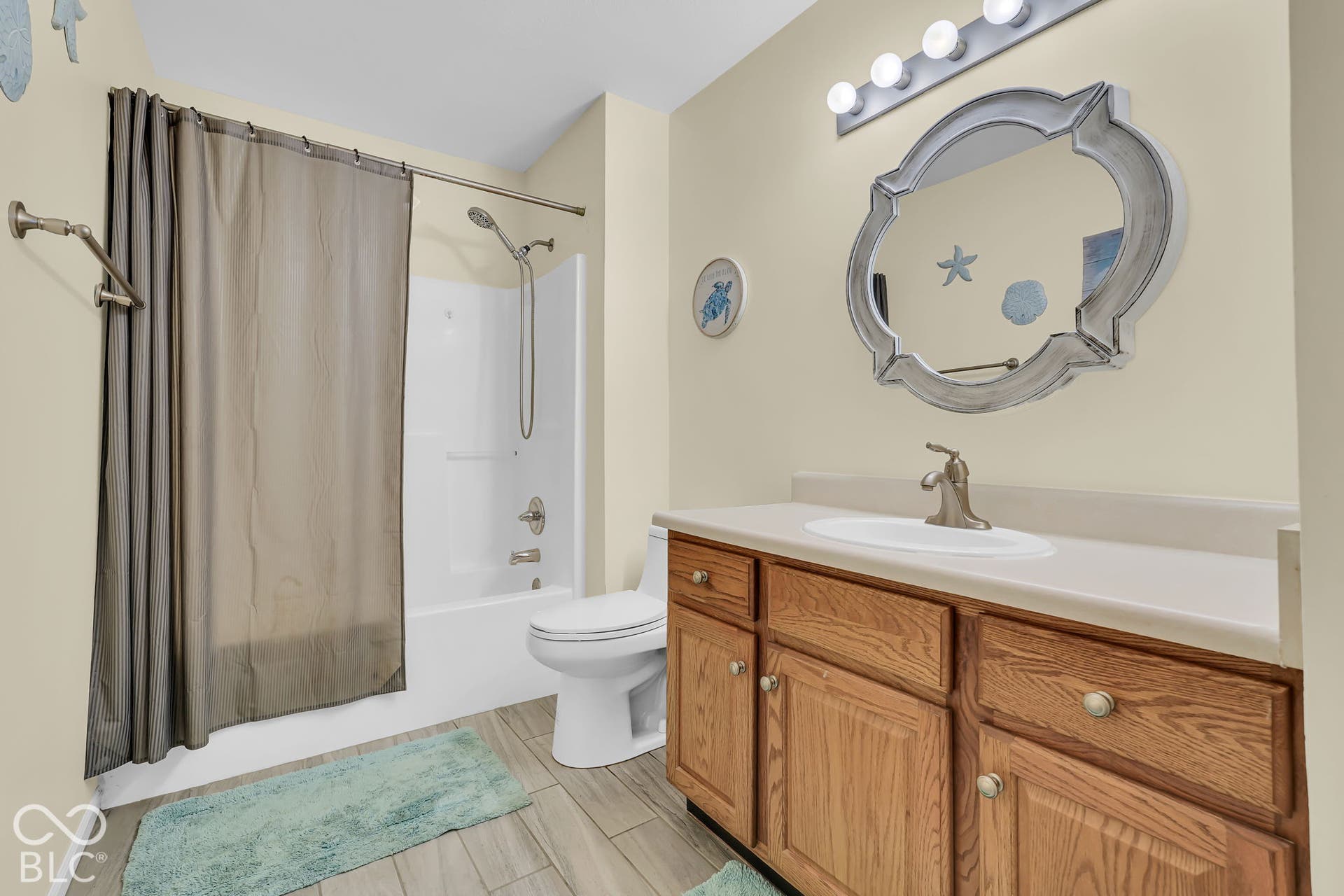 12760 Glengary Drive, Fishers, IN 46038