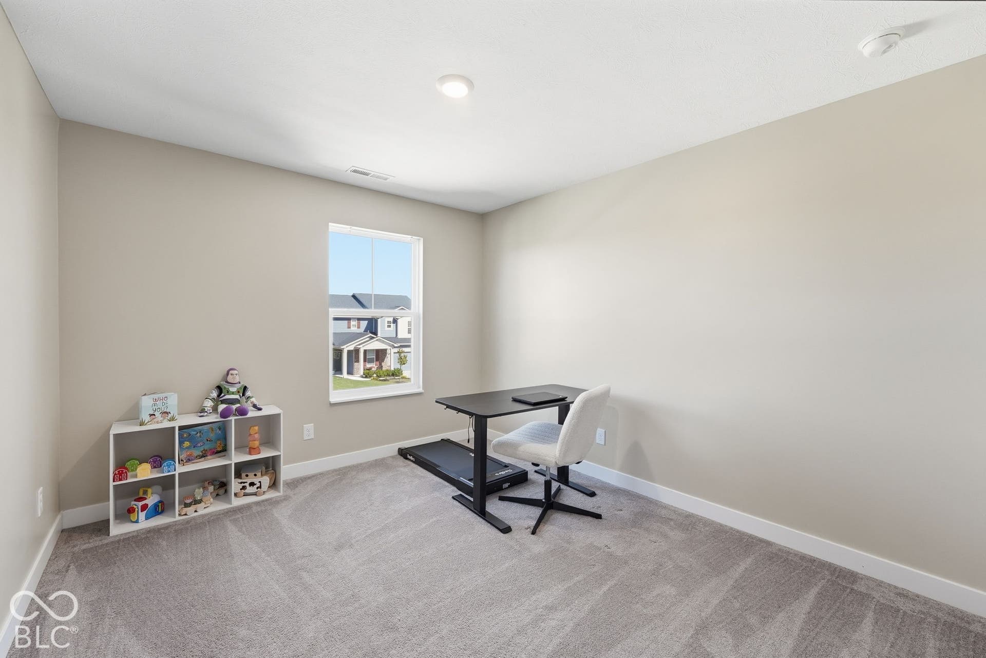 Additional bedroom with walk-in closet.