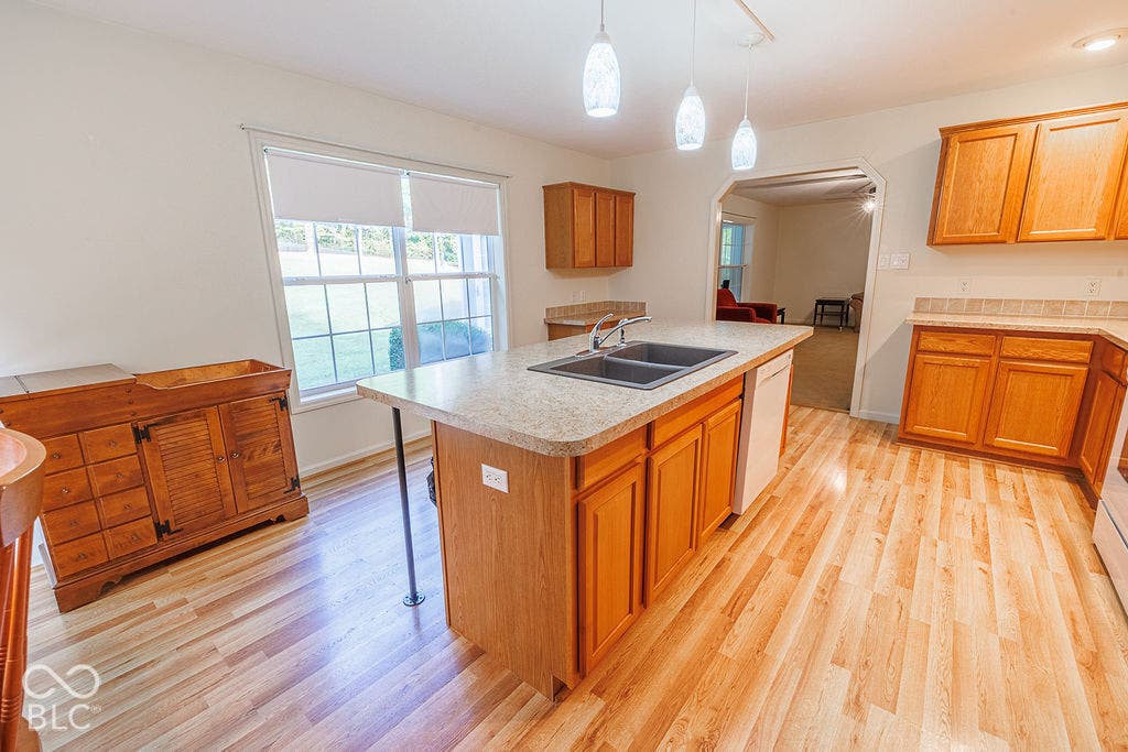 4006 Little Creek Drive S, Spencer, IN 47460 Kitchen