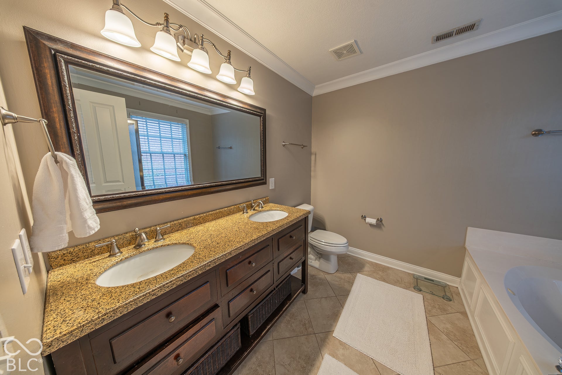 2207 Glebe Street, Carmel, IN 46032