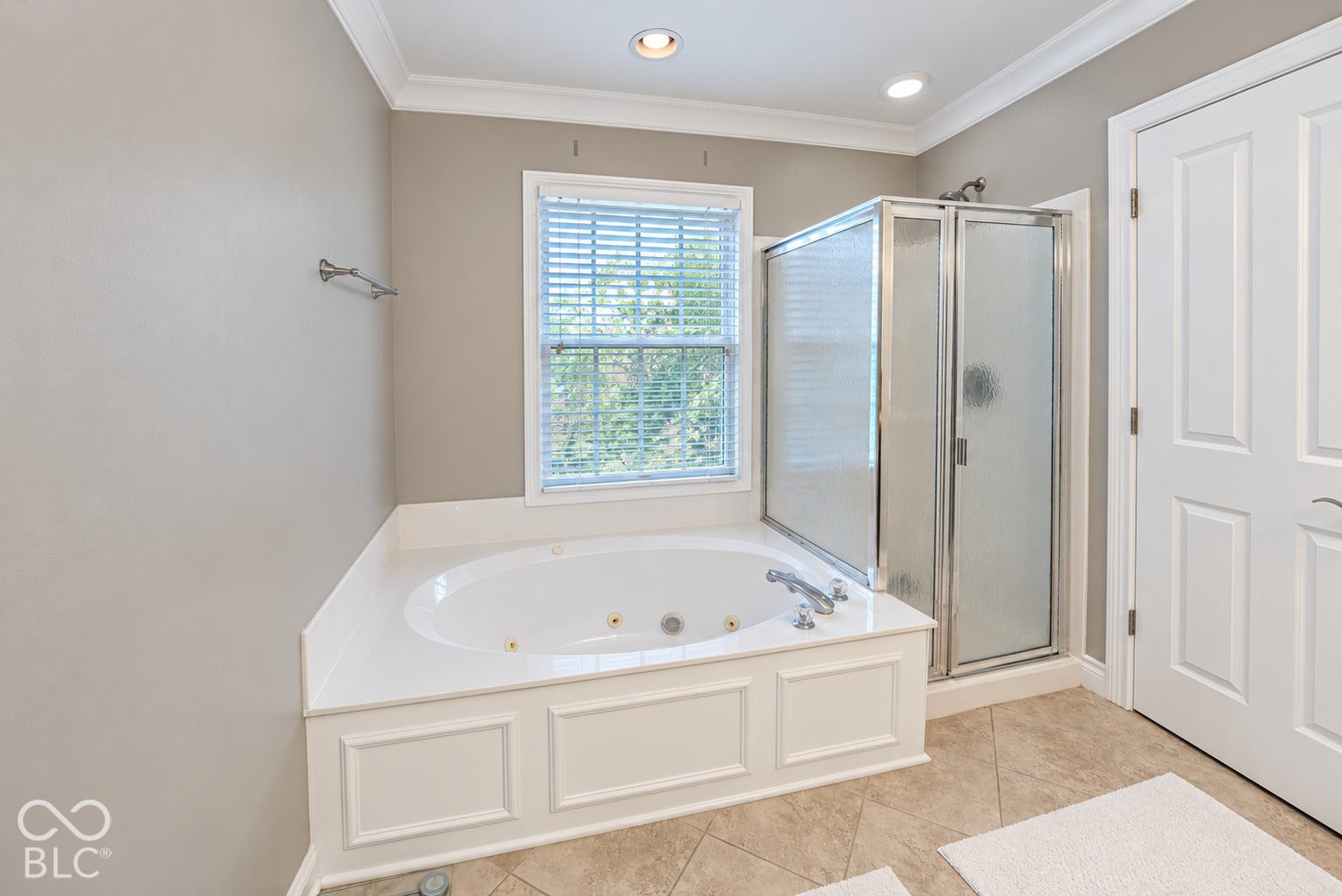 2207 Glebe Street, Carmel, IN 46032
