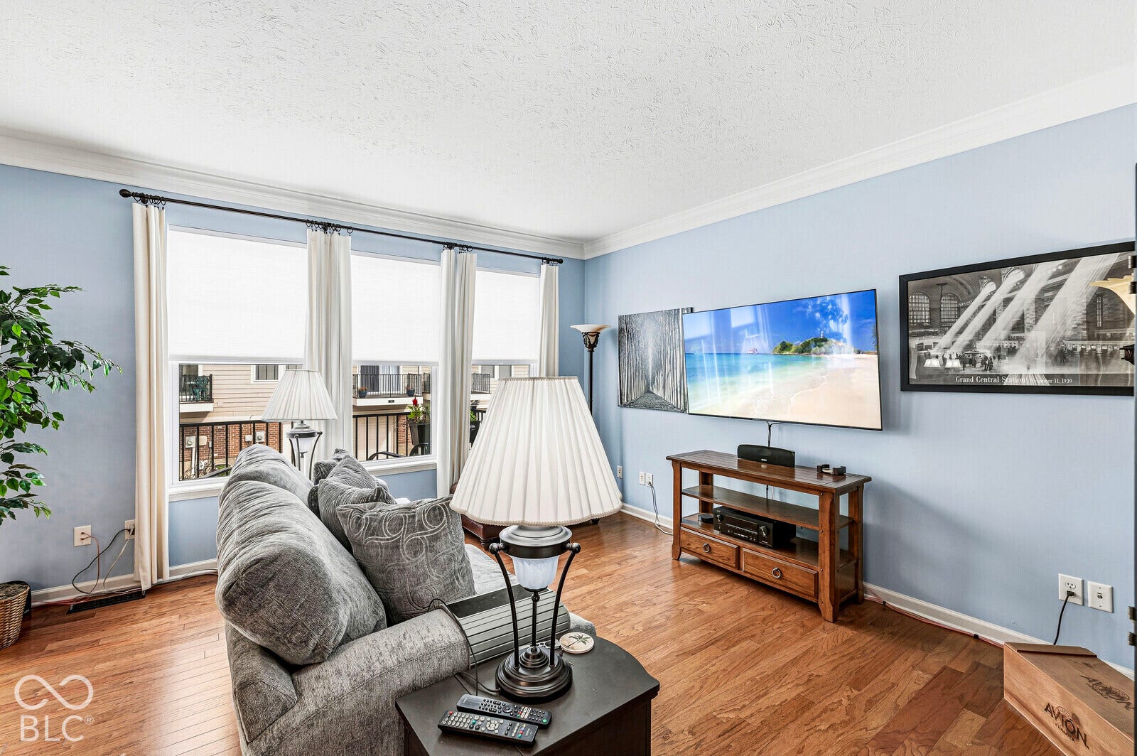 9554 Oakley Drive, Indianapolis, IN 46260