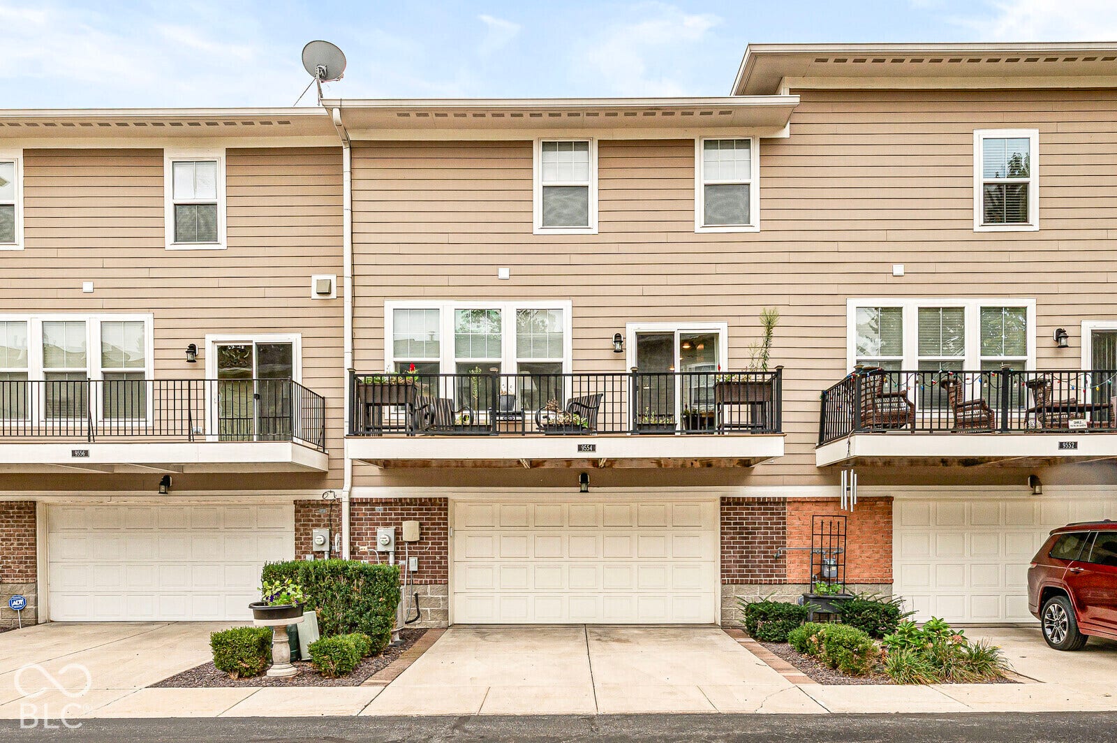 9554 Oakley Drive, Indianapolis, IN 46260