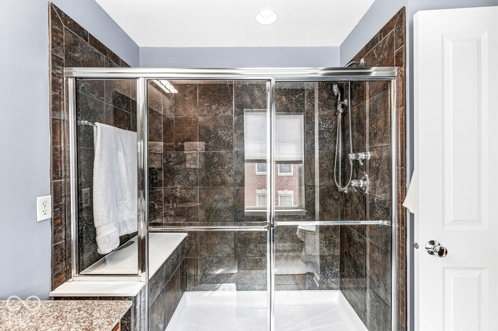 9554 Oakley Drive, Indianapolis, IN 46260