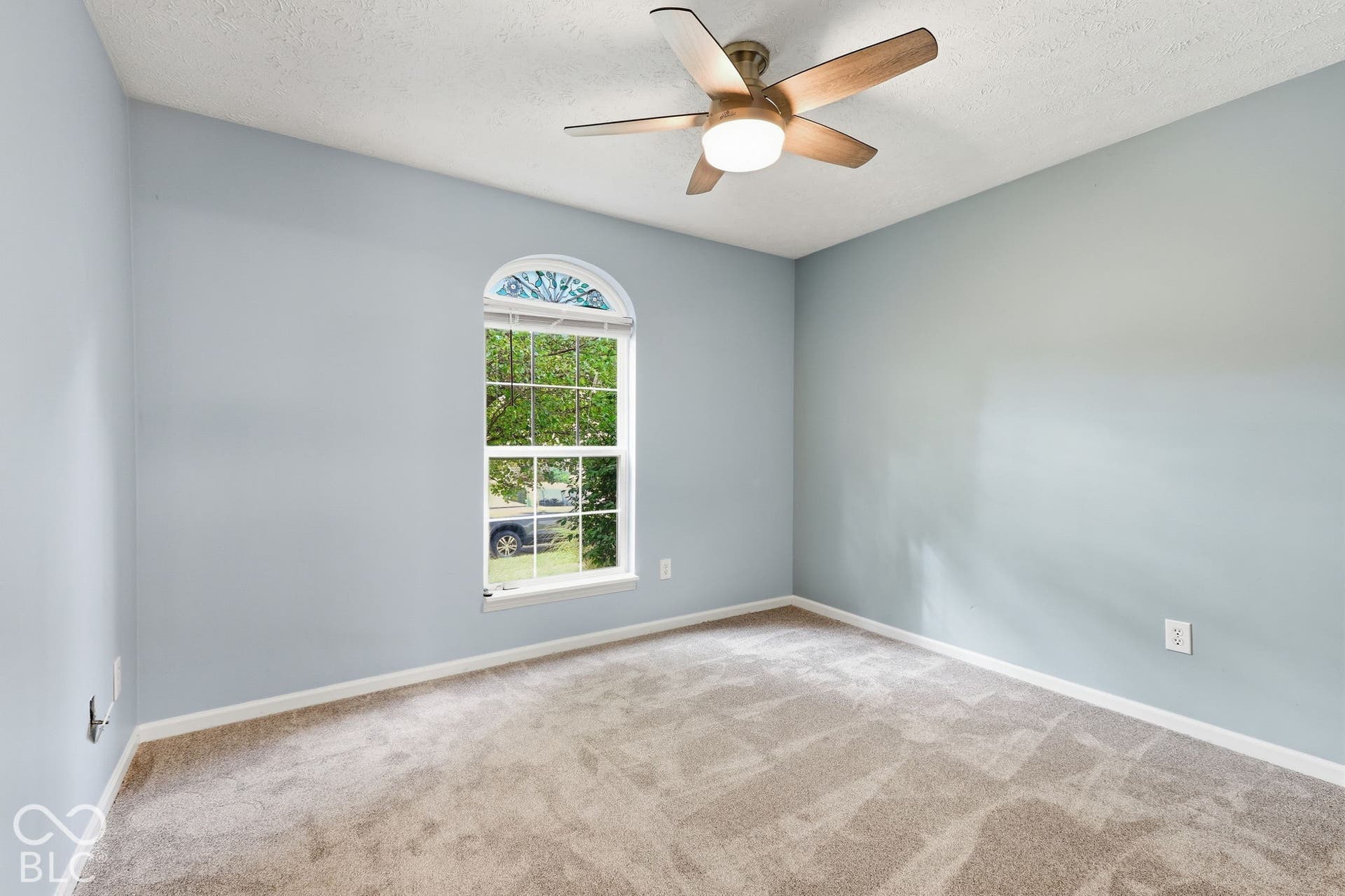 6276 Briargate Drive, Zionsville, IN 46077