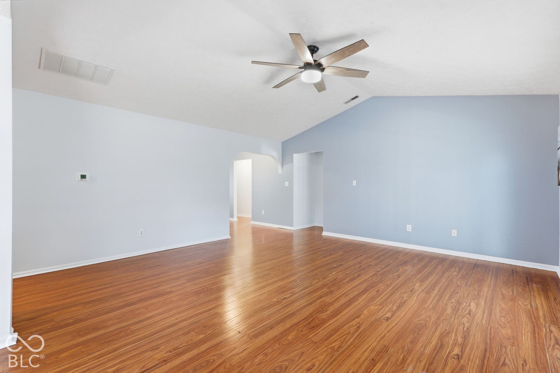 6276 Briargate Drive, Zionsville, IN 46077