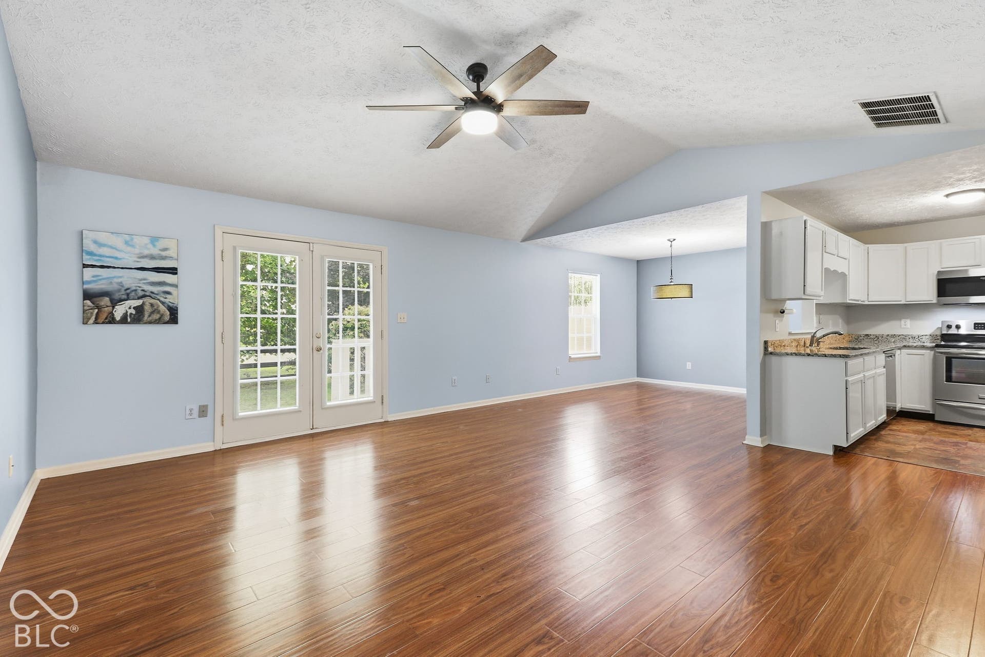 6276 Briargate Drive, Zionsville, IN 46077