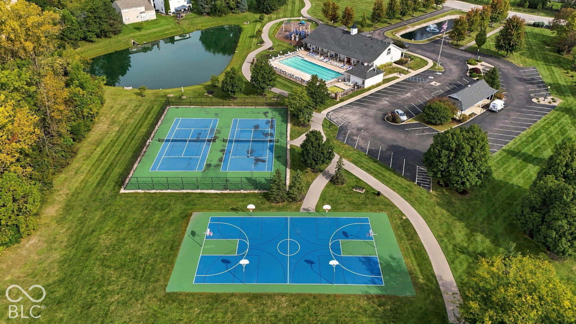 6276 Briargate Drive, Zionsville, IN 46077