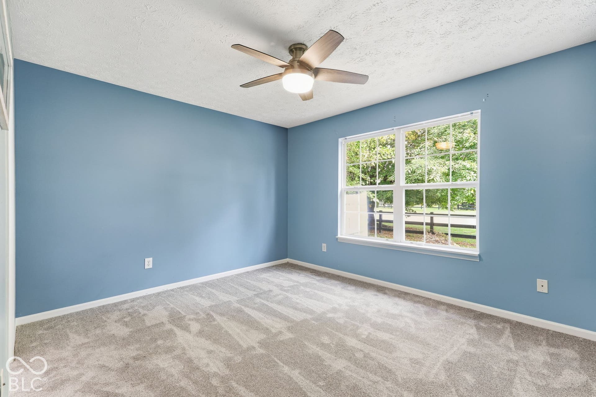 6276 Briargate Drive, Zionsville, IN 46077