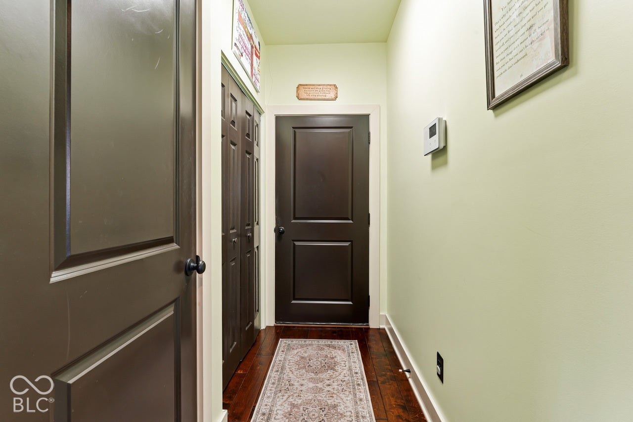 6736 W Stonegate Drive, Zionsville, IN 46077