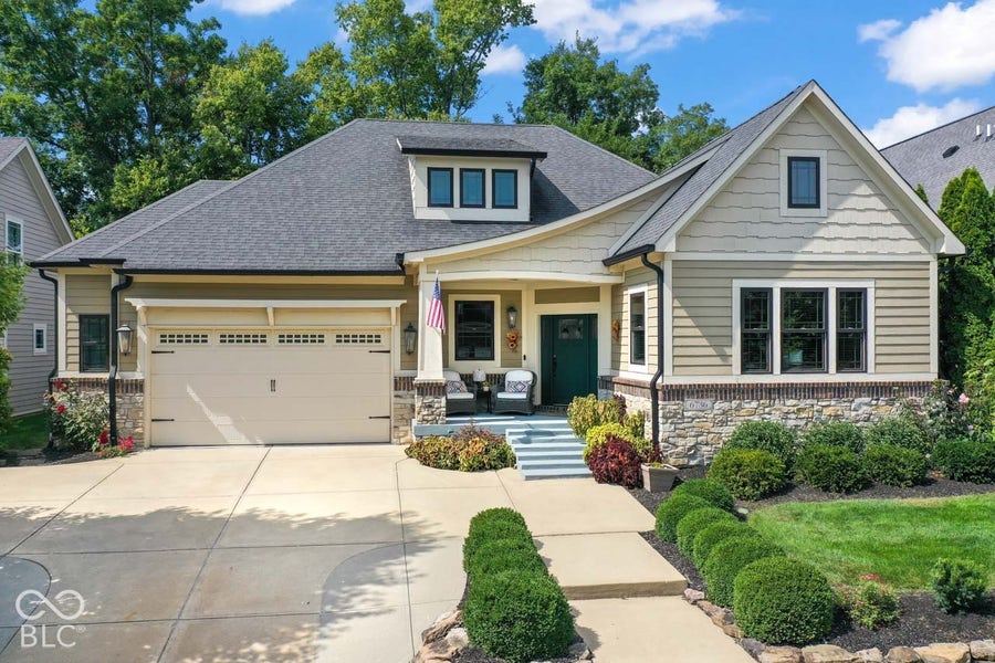 Property photo for 6736 W Stonegate Drive, Zionsville, IN