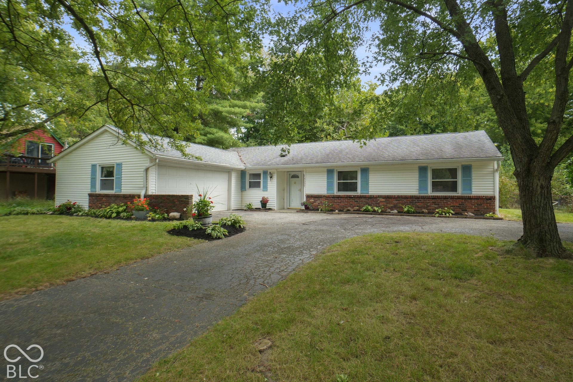 7337 Woodside Drive, Indianapolis, IN 46260