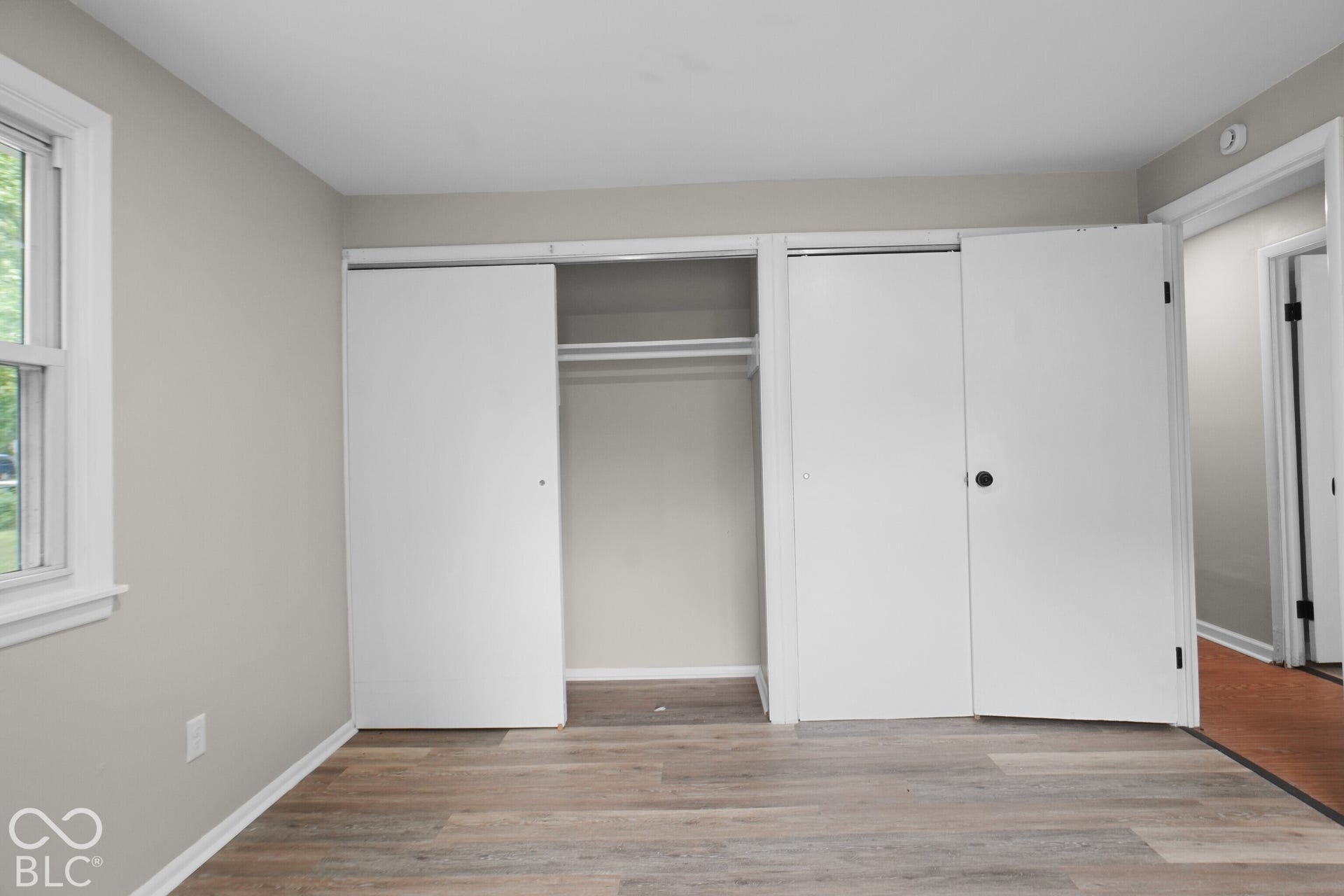 7337 Woodside Drive, Indianapolis, IN 46260