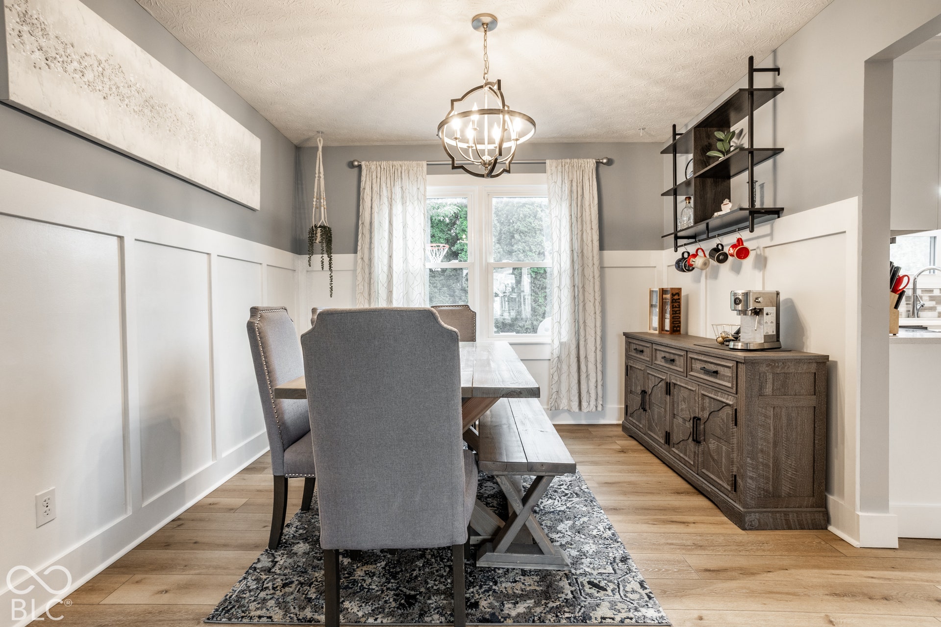 Charming Dining Room!