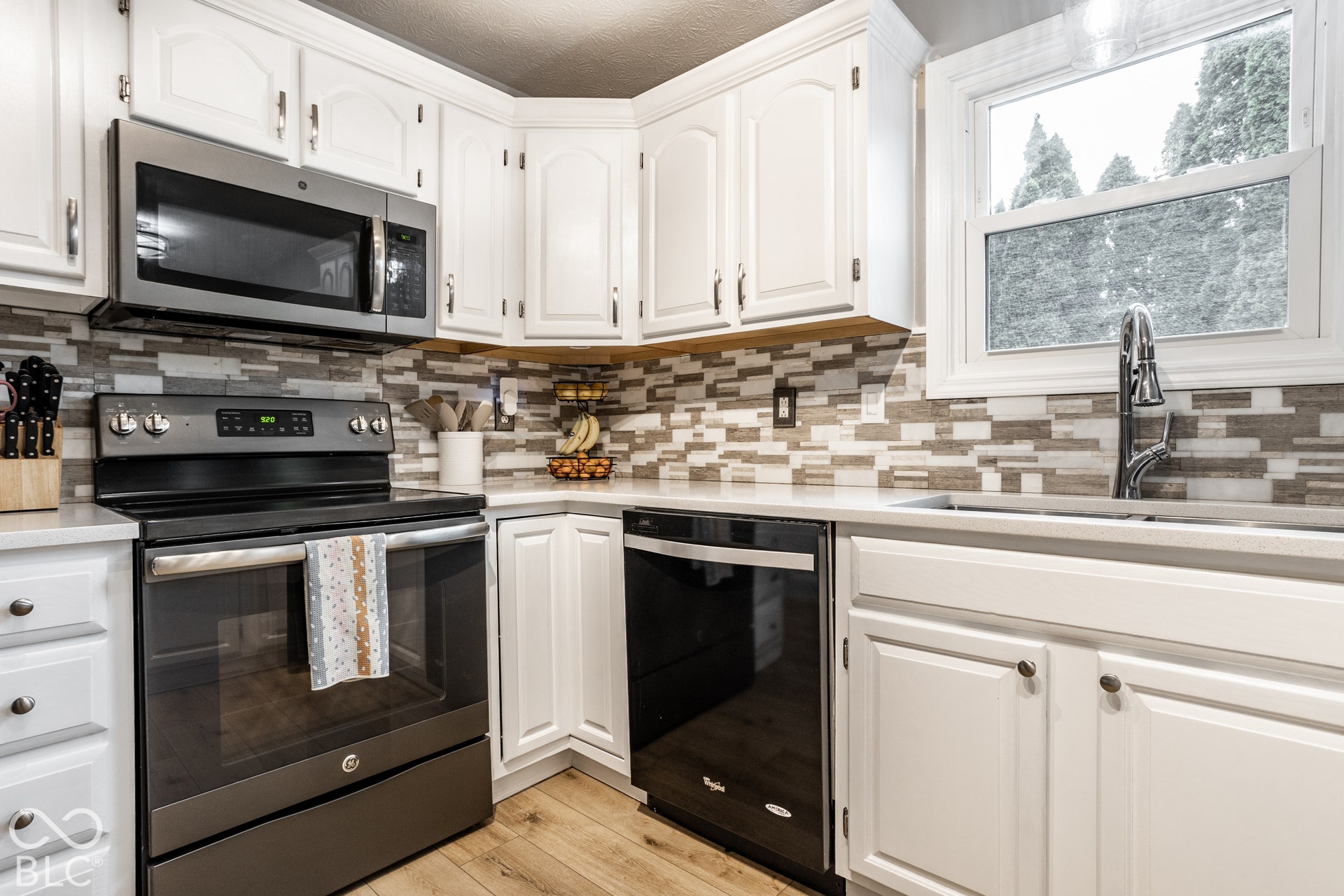 Appliances Stay!