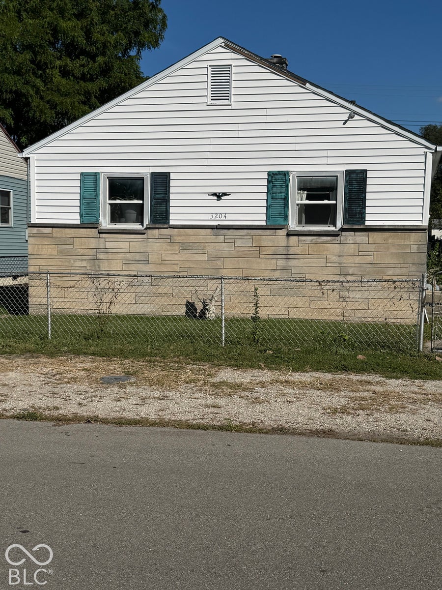 Property photo for 3204 S Vine, Muncie, IN