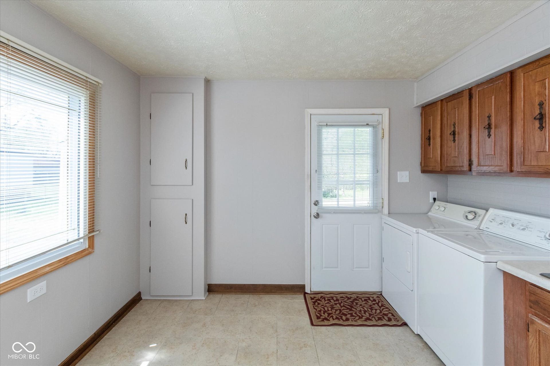 Kitchen and Dining room