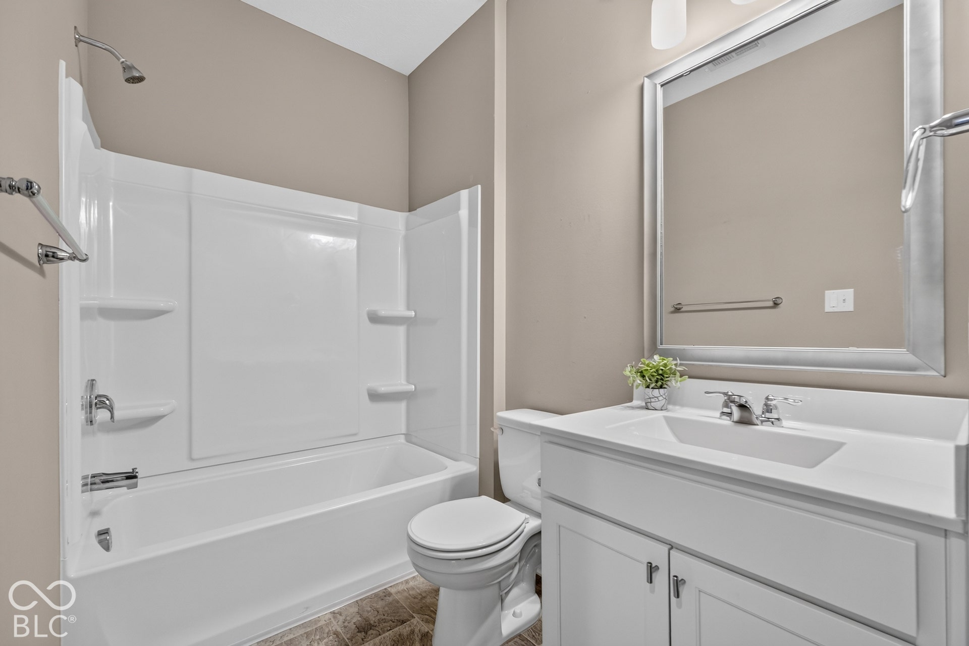 10053 Adler Court, Noblesville, IN 46060