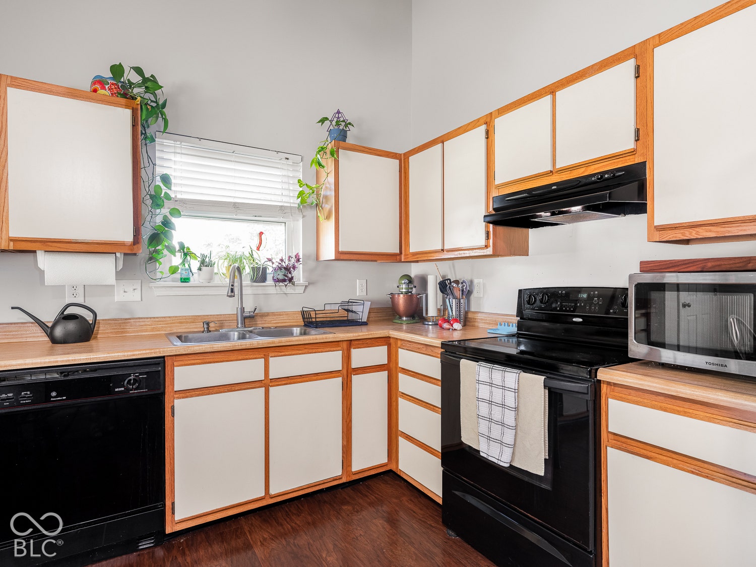 232 Park Place Court, Avon, IN 46123