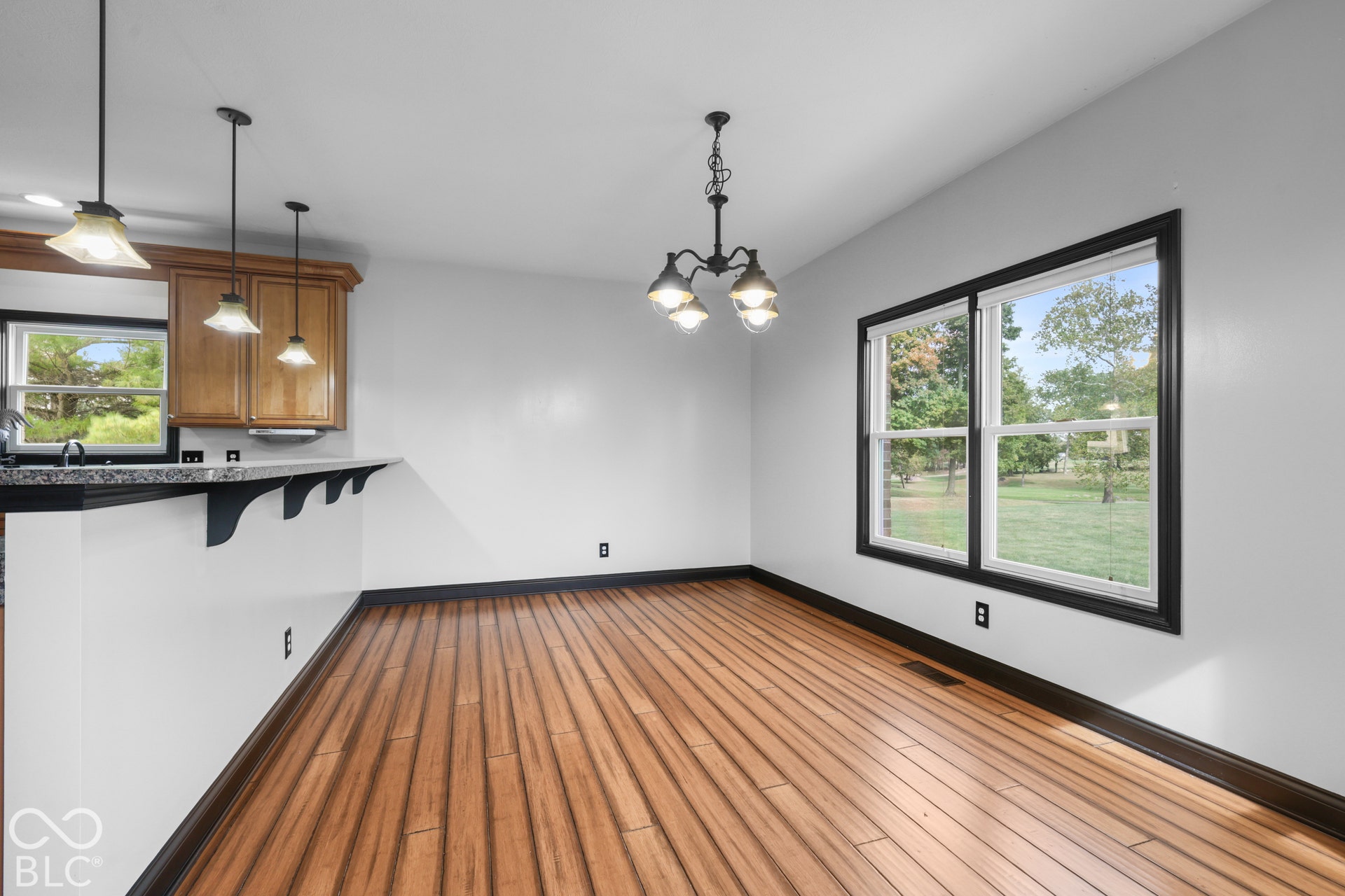 5976 E Holes Crossing Drive, Crawfordsville, IN 47933 BREAKFAST ROOM