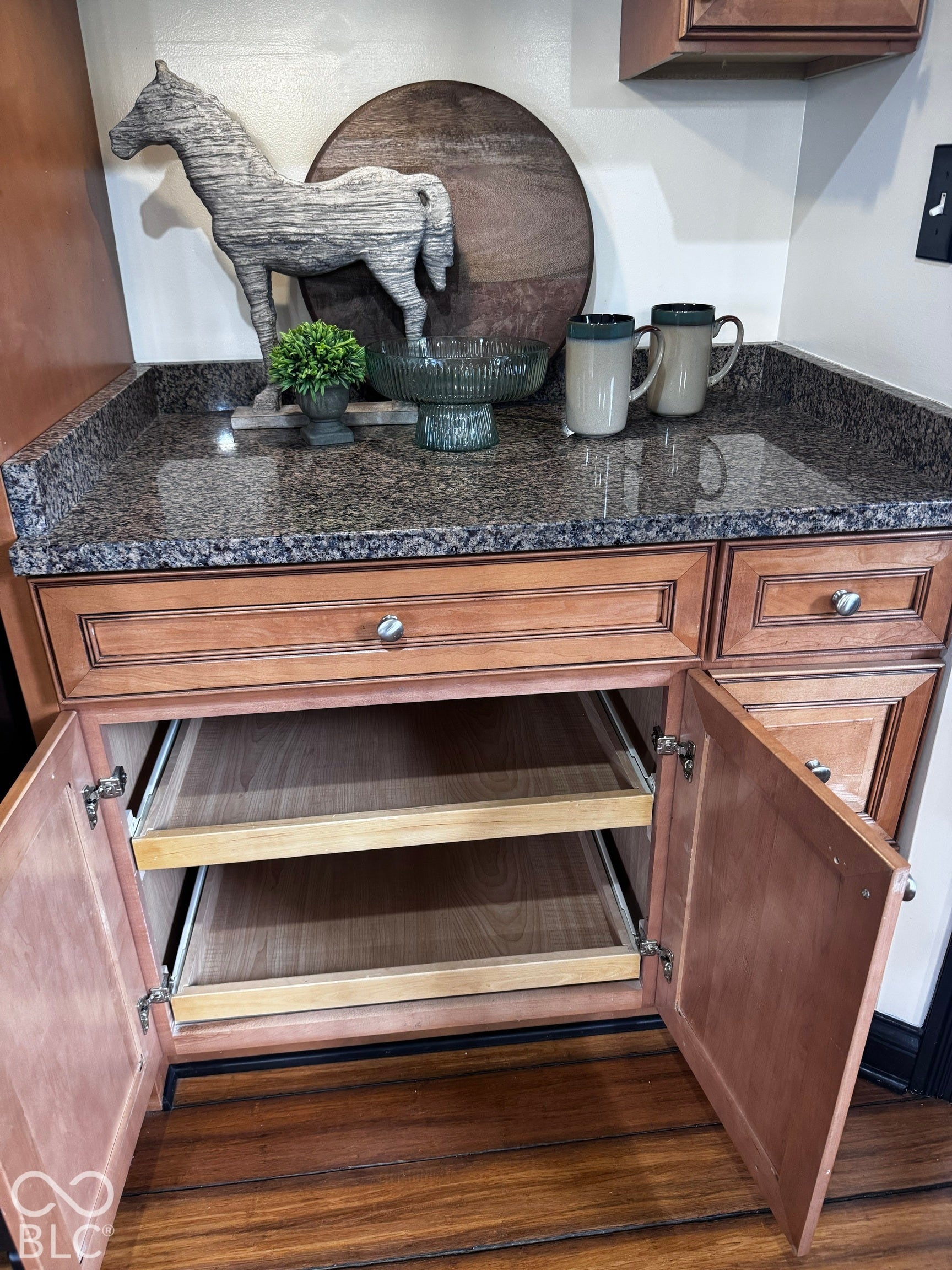 5976 E Holes Crossing Drive, Crawfordsville, IN 47933 CABINETRY HAS NUMEROUS PULLOUTS THOUGHOUT THE KITCHEN