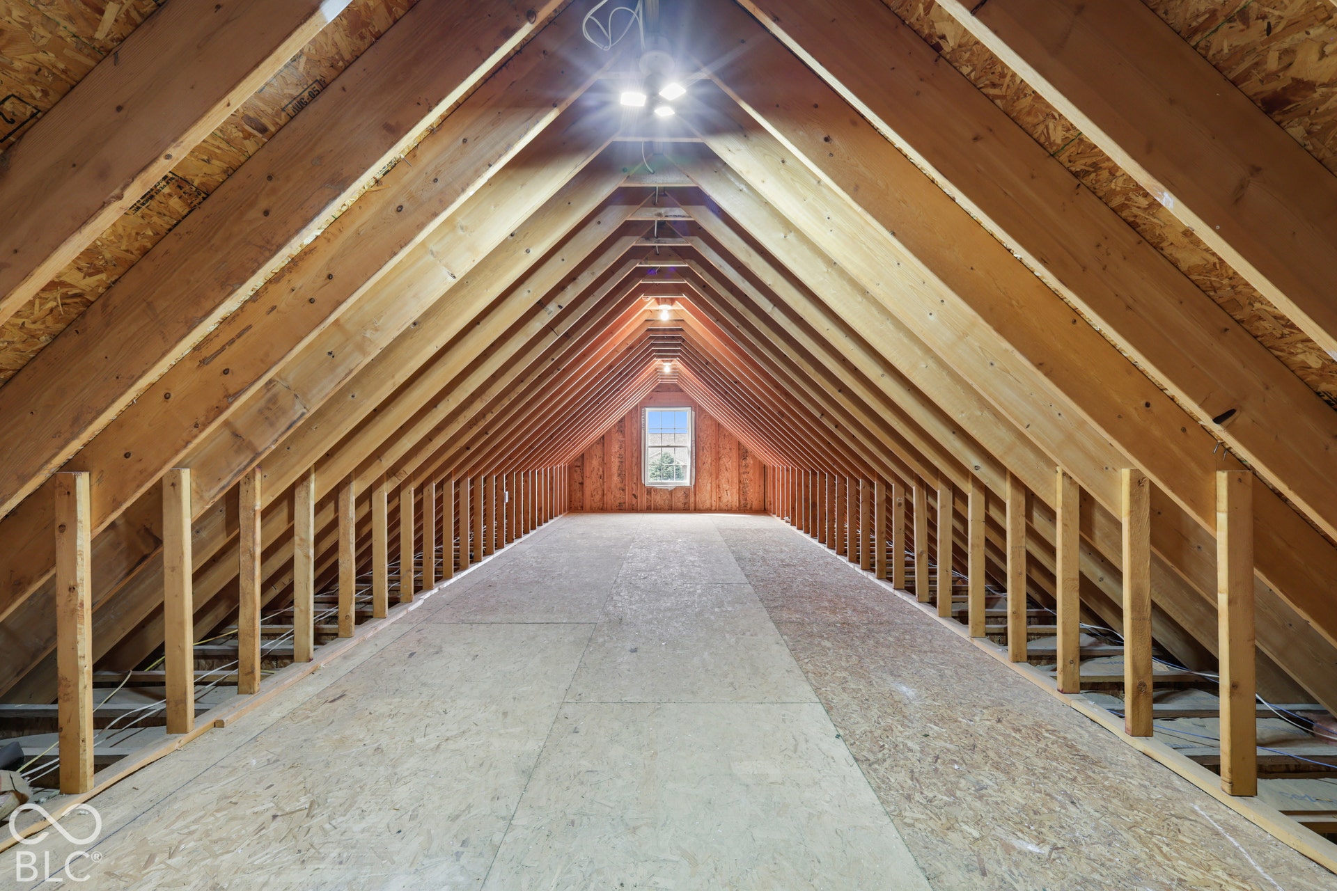 5976 E Holes Crossing Drive, Crawfordsville, IN 47933 TONS OF POTENTIAL WITH THIS UNFINISHED ATTIC SPACE. 432 SQUARE FEET!