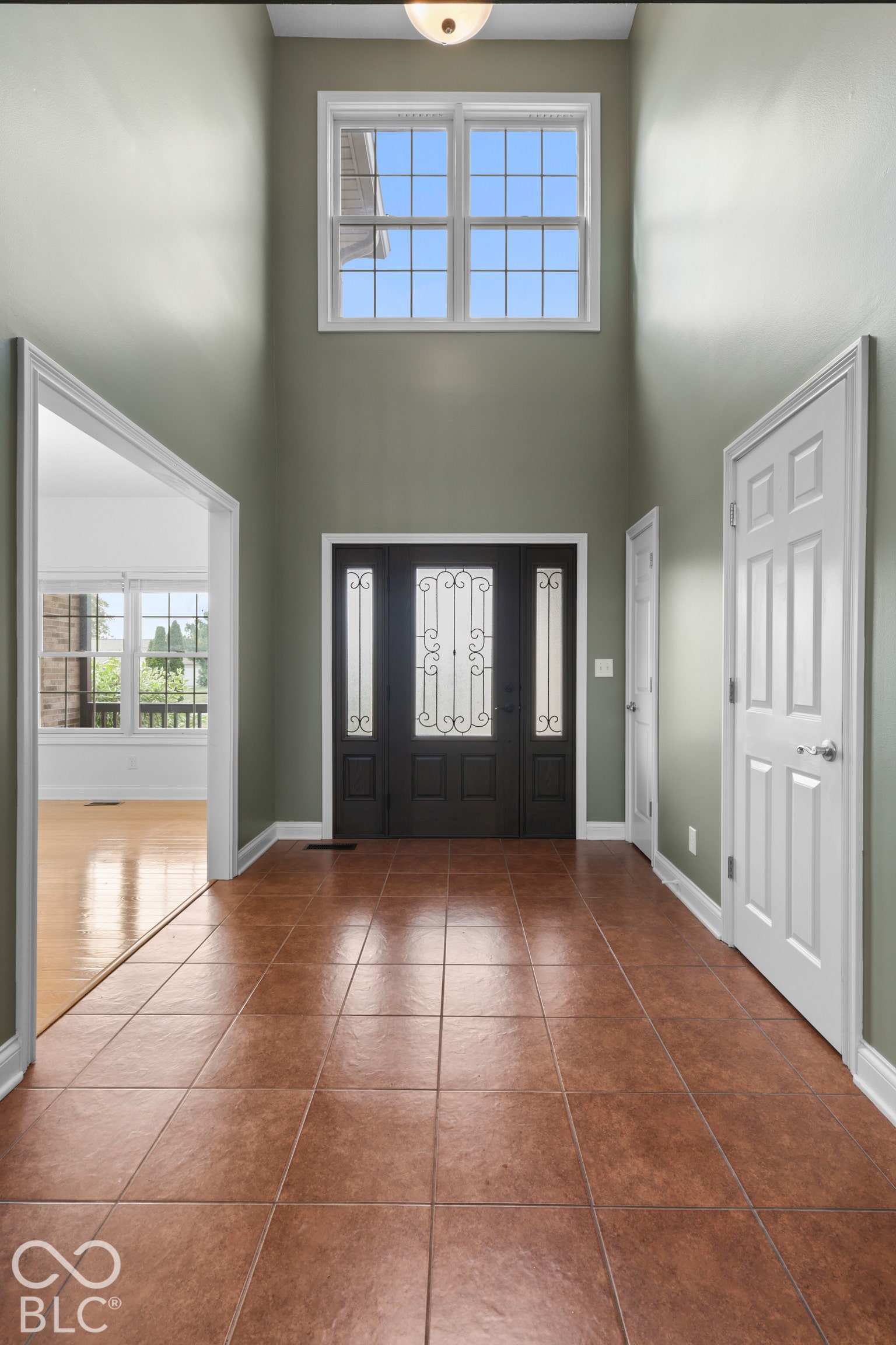 5976 E Holes Crossing Drive, Crawfordsville, IN 47933 FRONT HALL ENTRY WITH VAULTED CEILINGS & TILE FLOORS