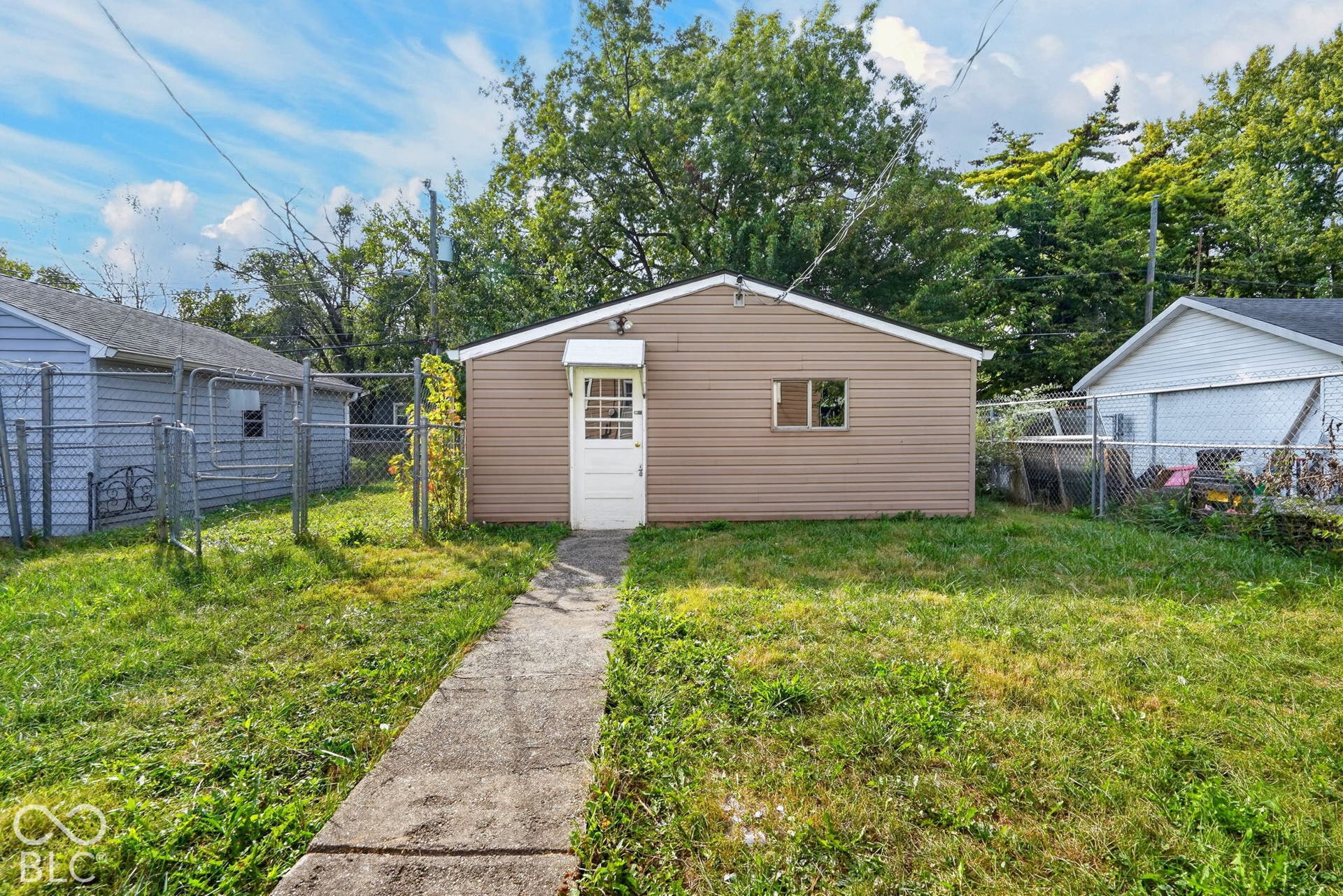 726 N Chester Avenue, Indianapolis, IN 46201 726 N Chester Avenue, Indianapolis, IN 46201