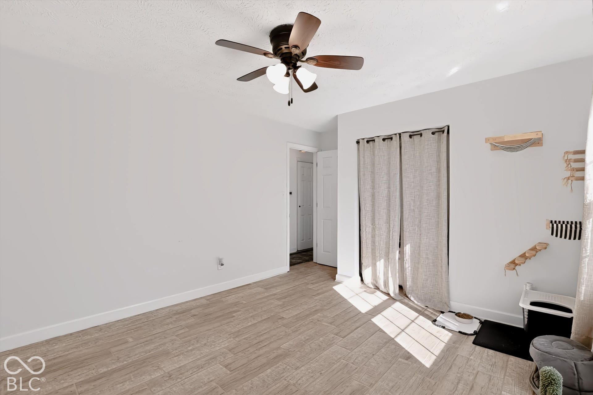 390 Three Notch Lane, Bargersville, IN 46106 390 Three Notch Lane, Bargersville, IN 46106
