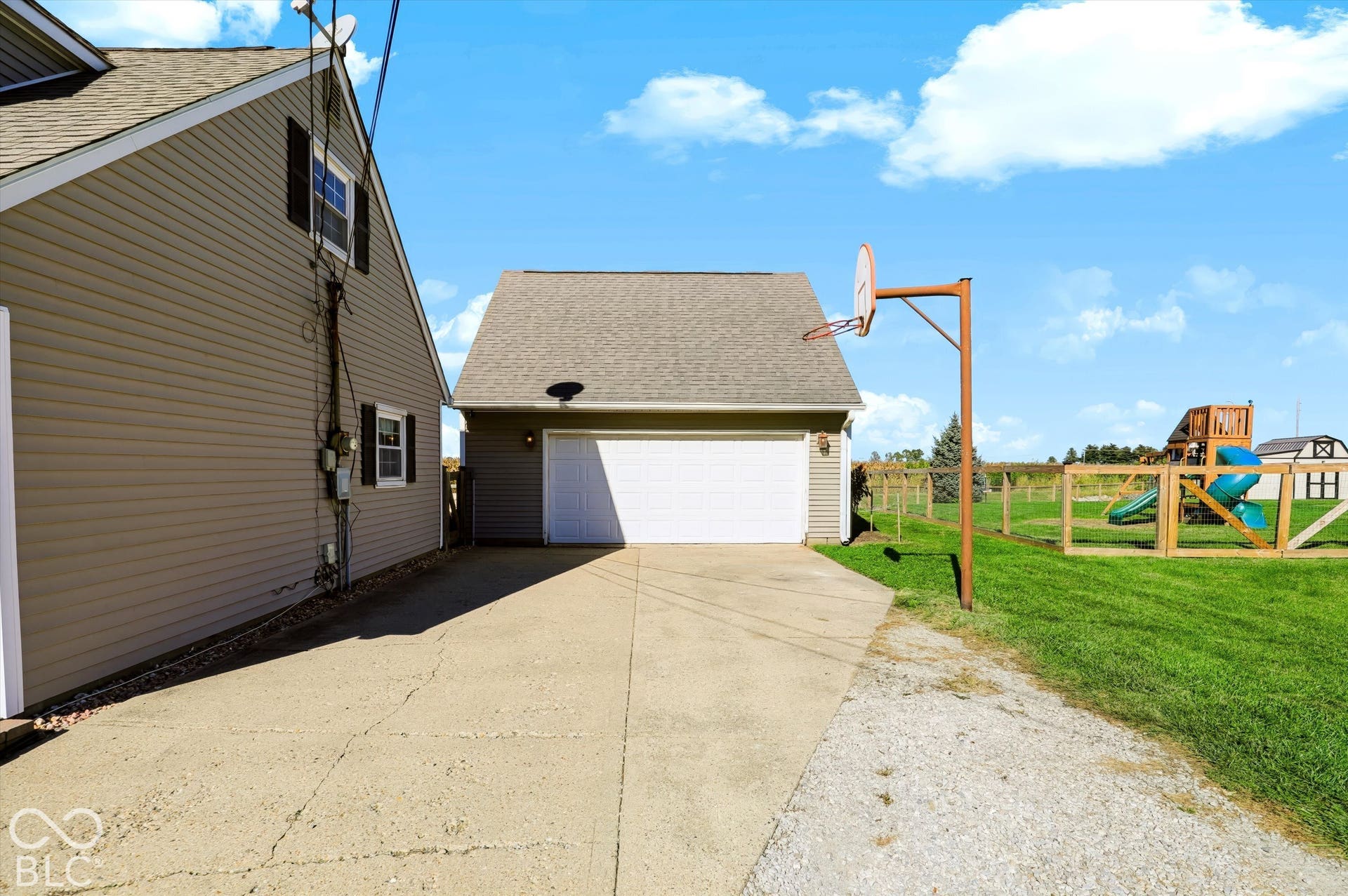 390 Three Notch Lane, Bargersville, IN 46106 390 Three Notch Lane, Bargersville, IN 46106