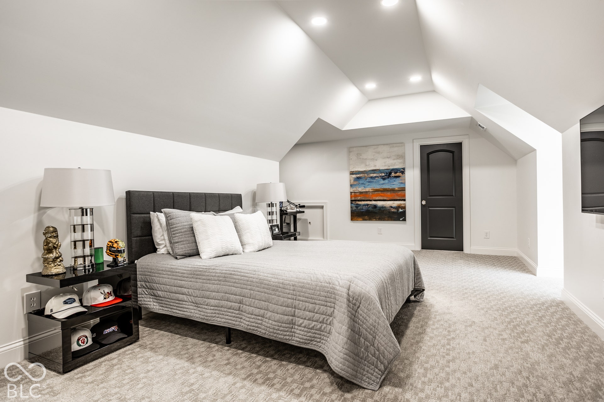 7951 Meridian Hills Lane, Indianapolis, IN 46240