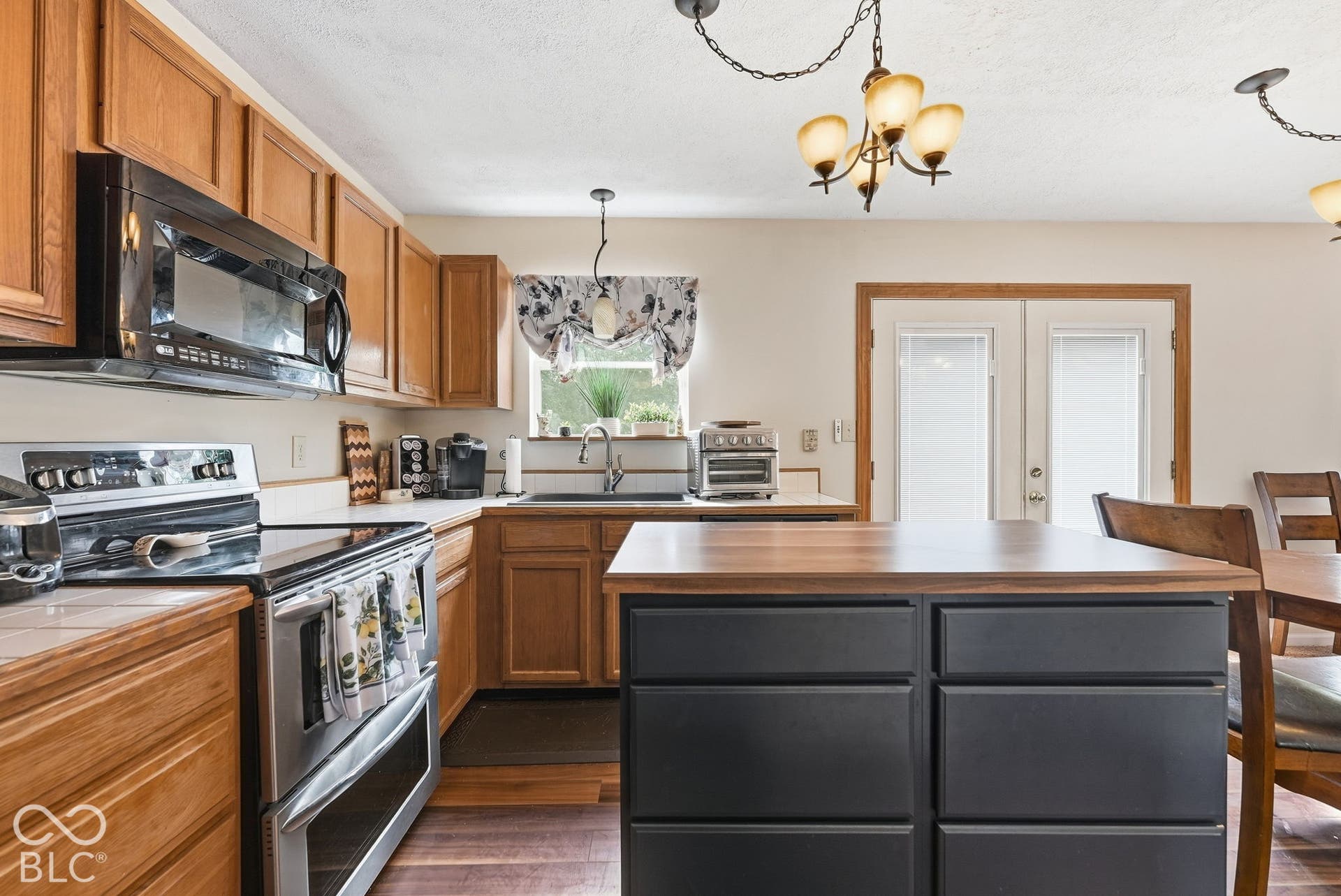 9960 Youngwood Lane, Fishers, IN 46038