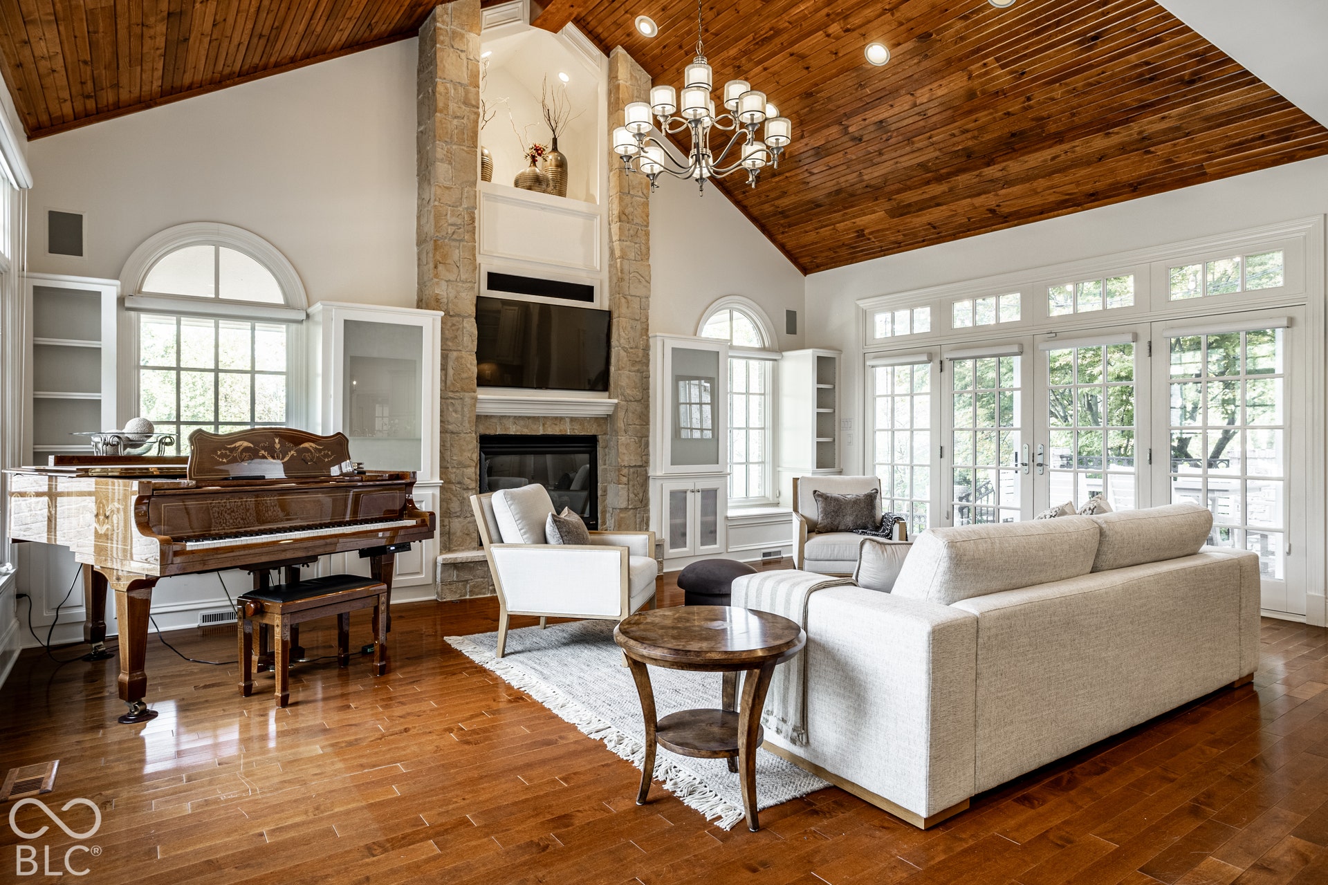 3404 Walnut Creek Court, Carmel, IN 46032