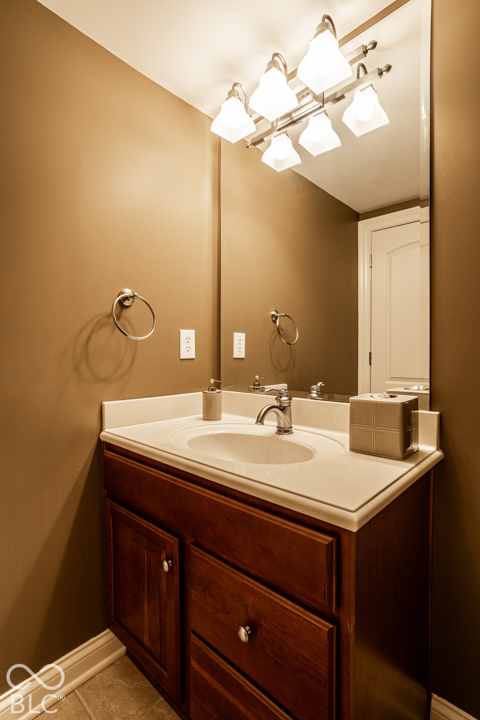 3404 Walnut Creek Court, Carmel, IN 46032