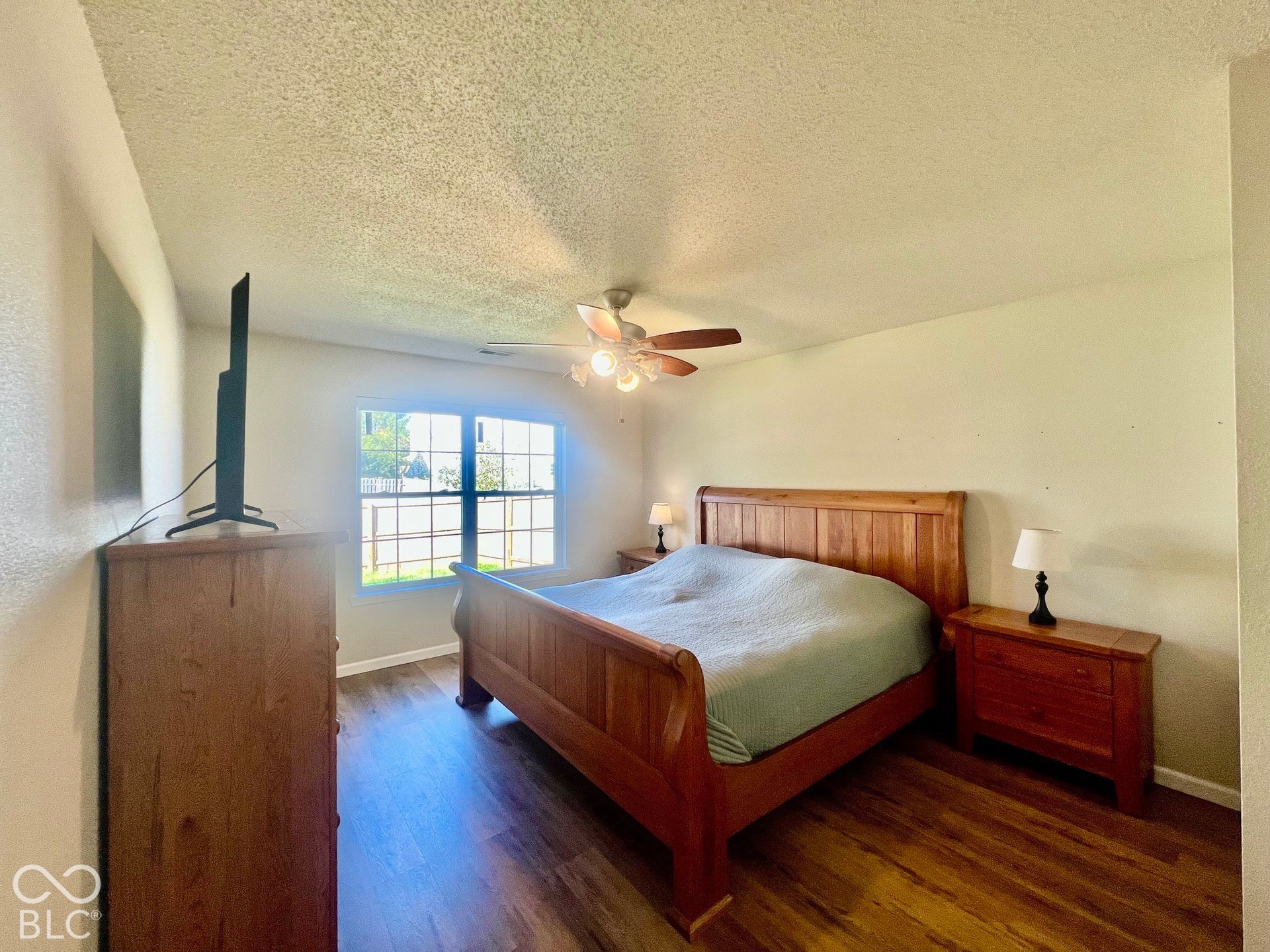 2390 Lakecrest Drive, Columbus, IN 47201