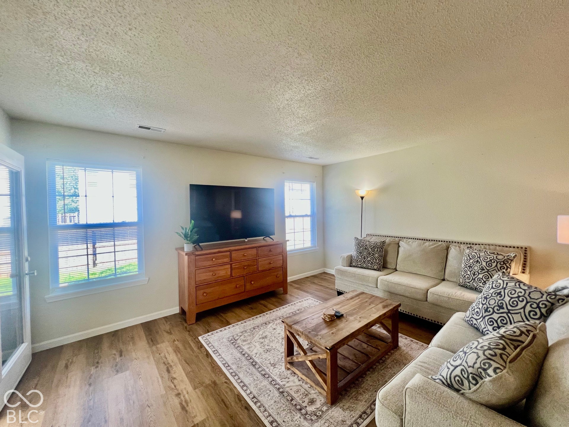 2390 Lakecrest Drive, Columbus, IN 47201